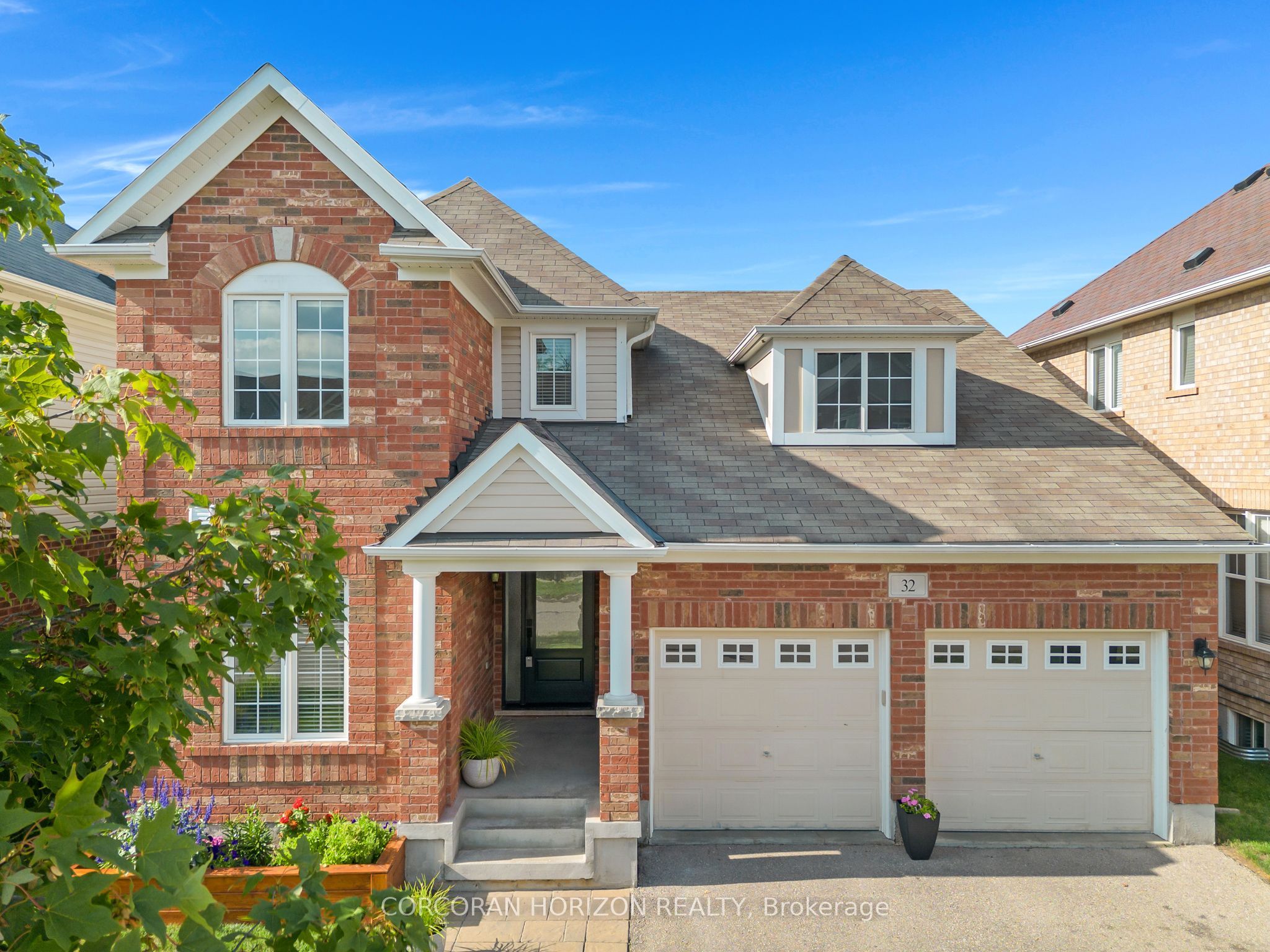 32 Chase Crescent, Cambridge, ON N3C 0C5 photo 2