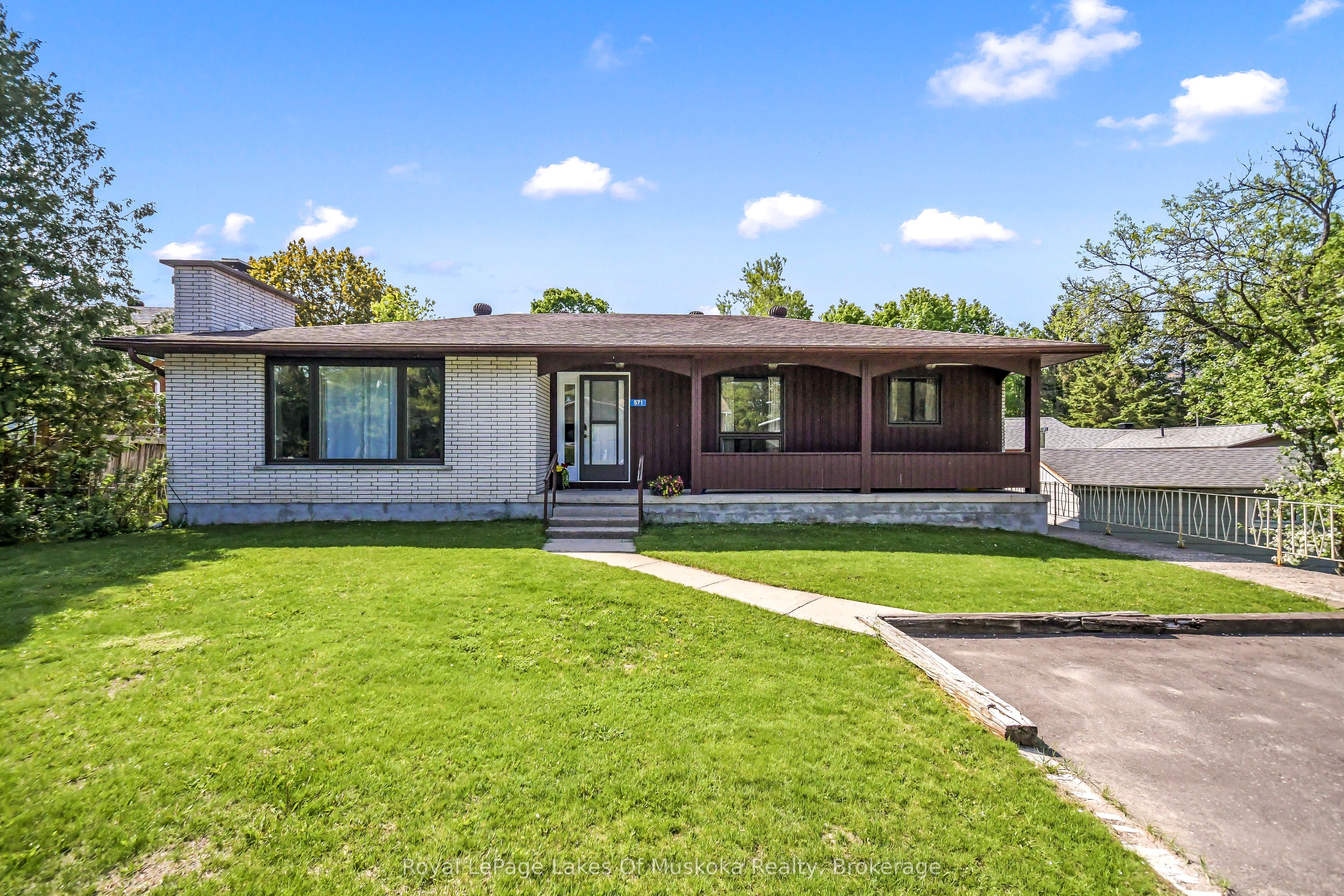 571 David Street E, Gravenhurst, ON P1P 1M1 photo 4