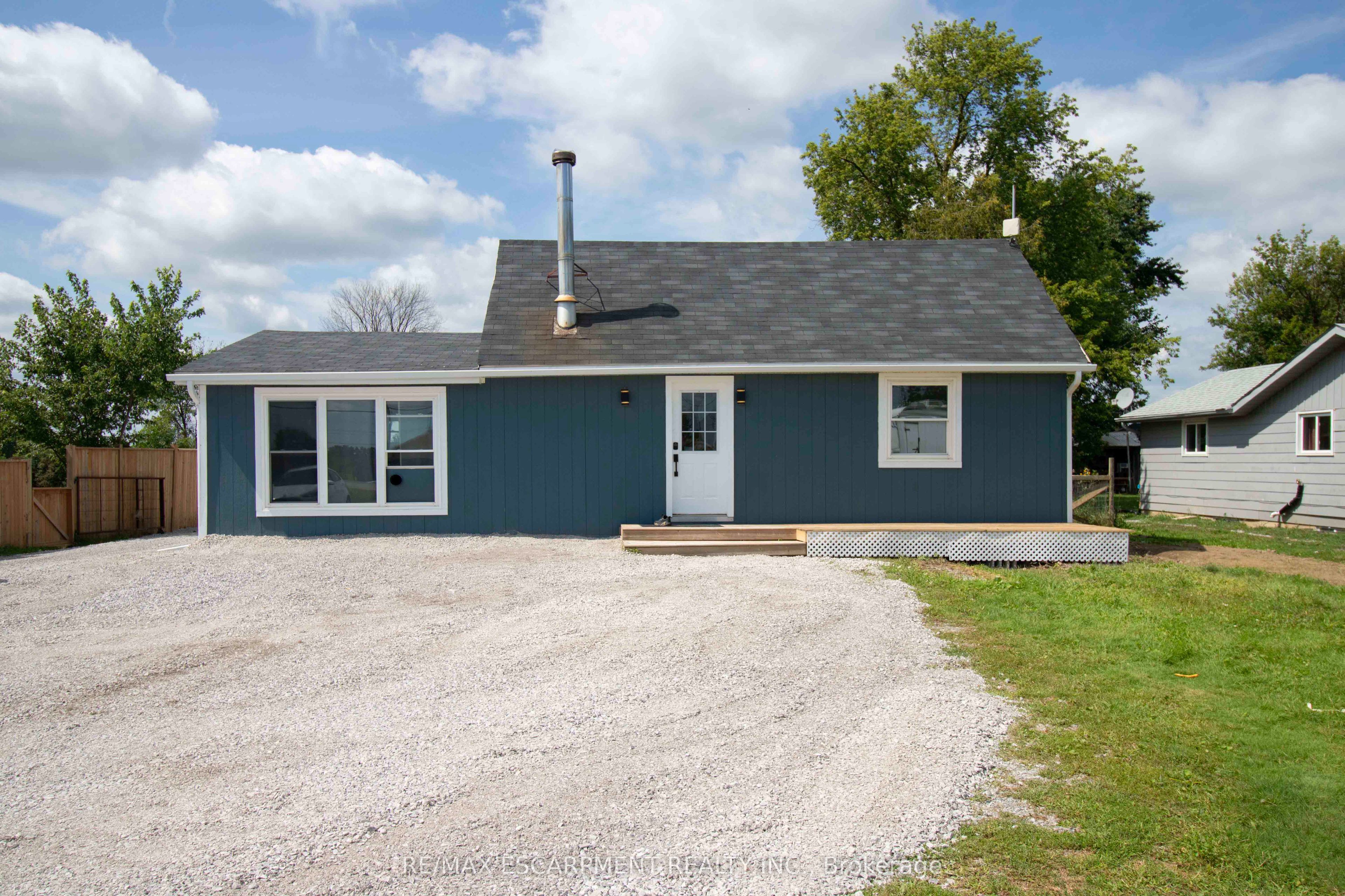 3689 #6 Highway, Haldimand, ON N0A 1H0 photo 2