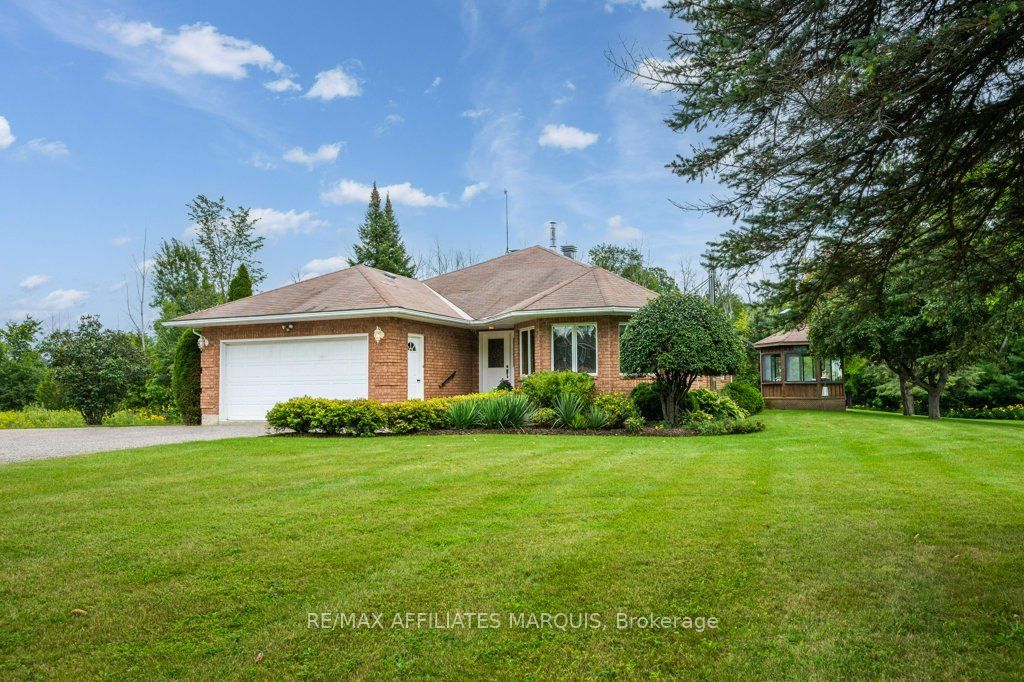 579 Kelly-Jordan Road, Montague, ON K7A 4S4