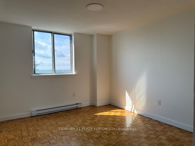 1155 Goodfellow Road 301, Peterborough, ON K9J 7X1 photo 4