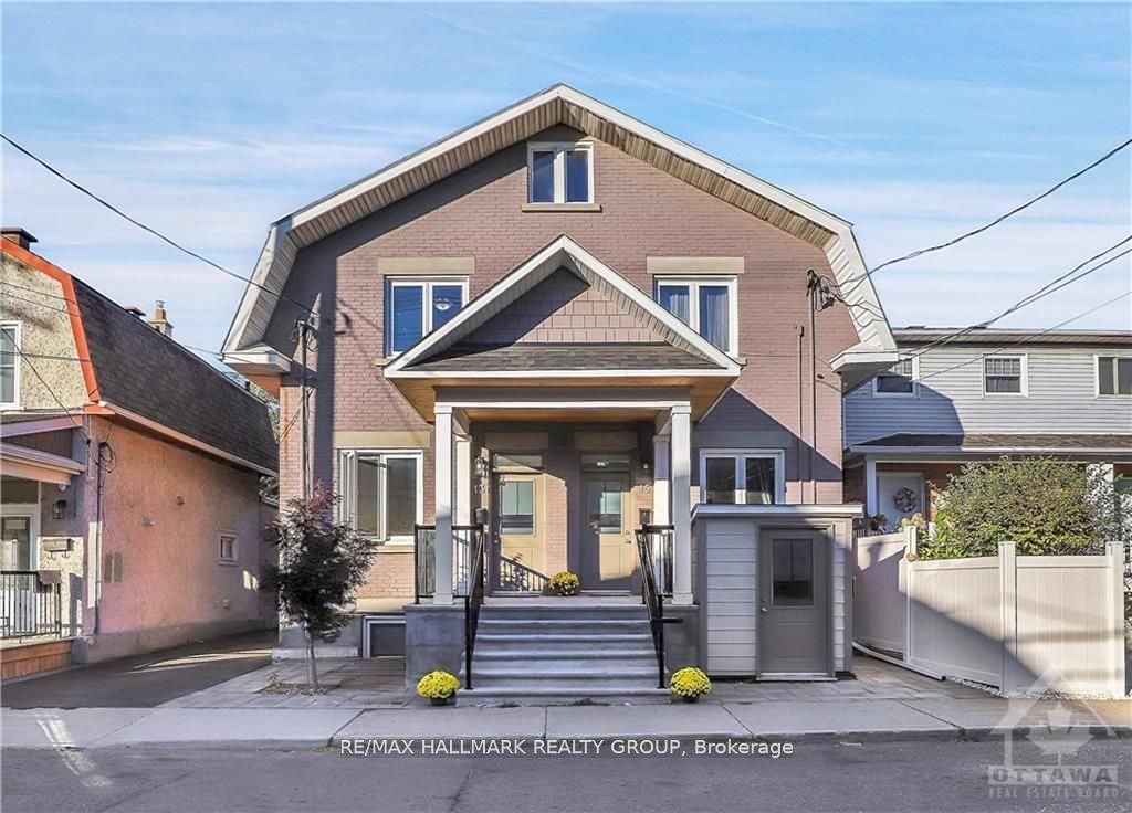 13 Marier Avenue 2, Vanier and Kingsview Park, ON K1L 5S6