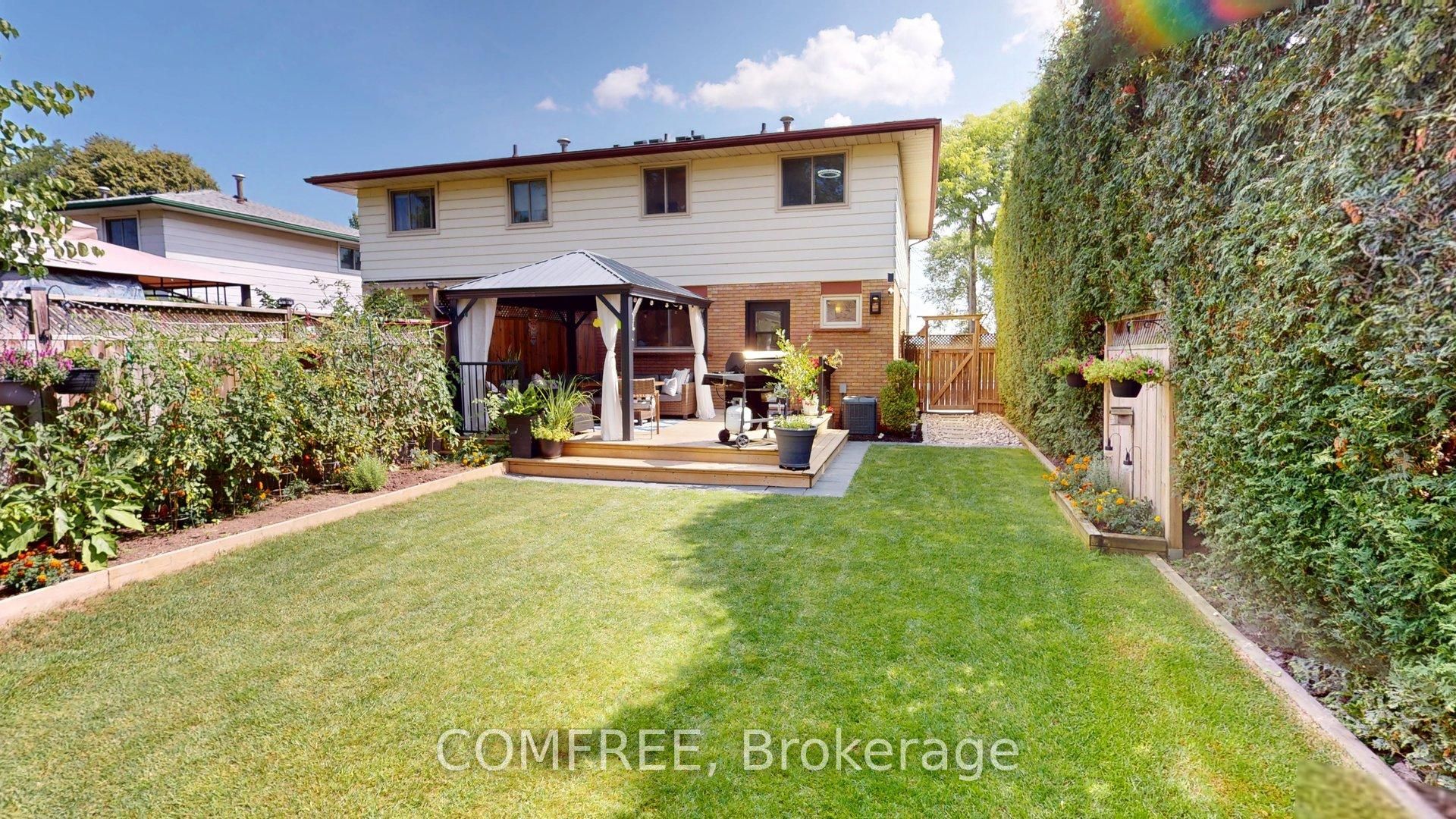 90 San Antonio Drive, Hamilton, ON L9C 5N2 photo 2