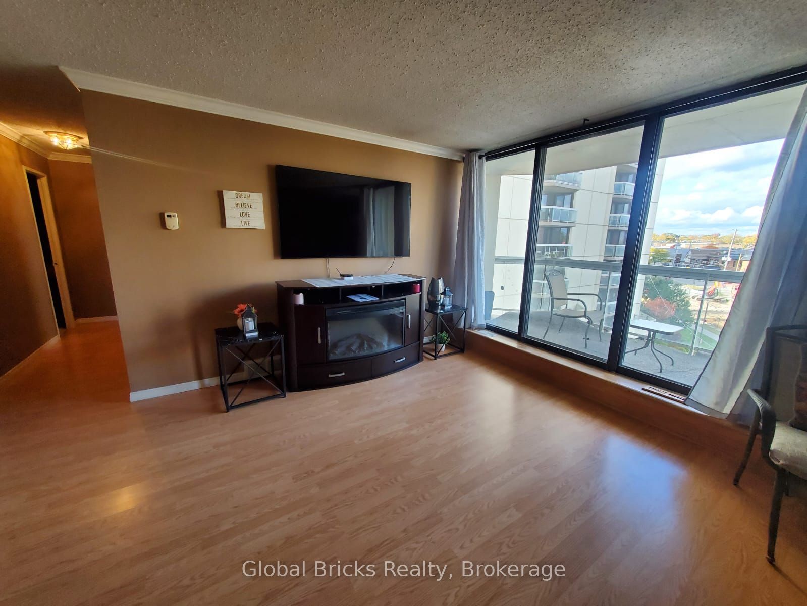323 Colborne Street 503, London East, ON N6B 3N8 photo 4