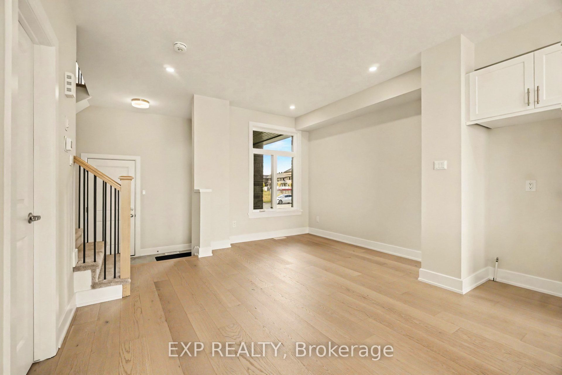 183 Craig Duncan Terrace, Stittsville - Munster - Richmond, ON K2S 3C6 photo 4