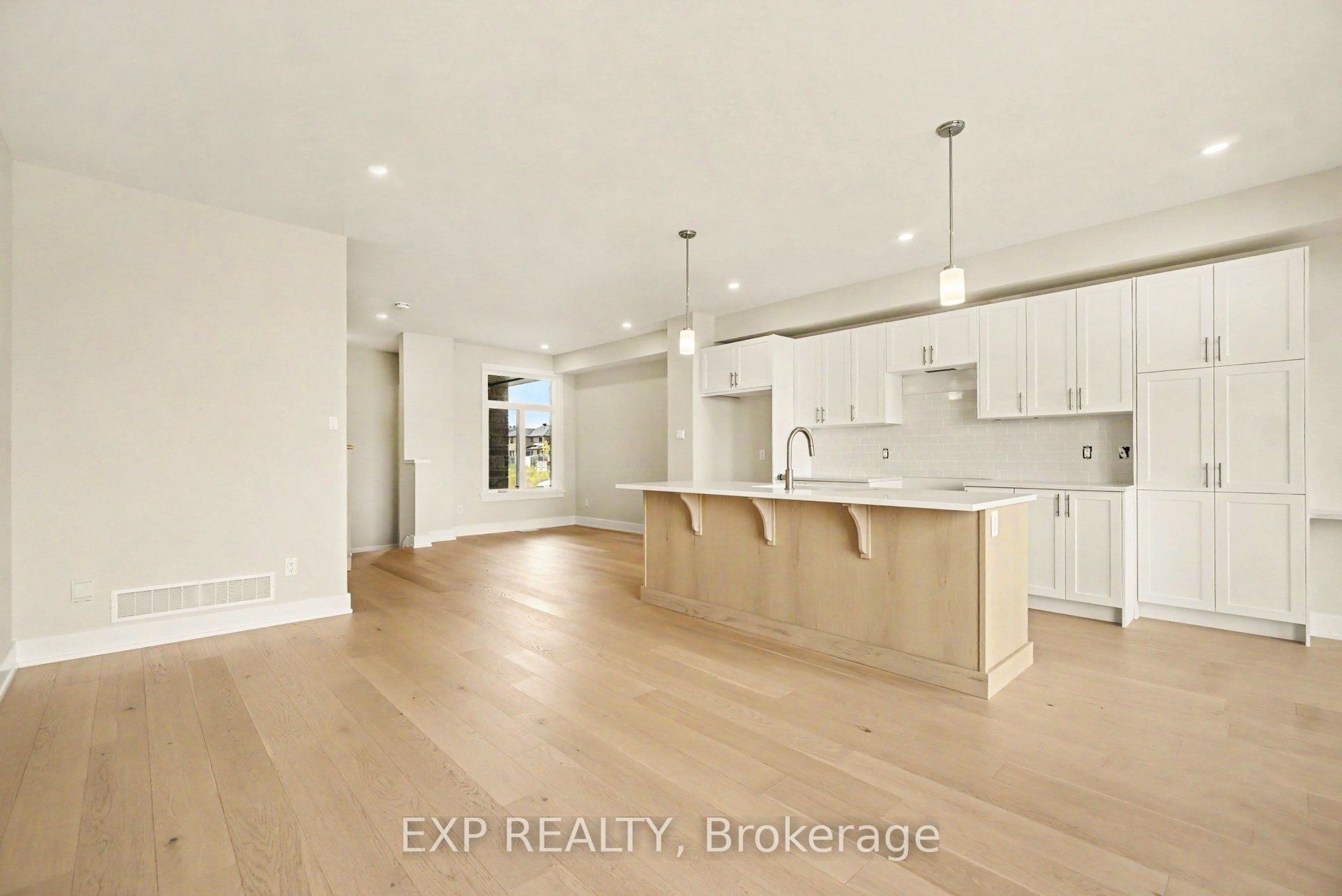 183 Craig Duncan Terrace, Stittsville - Munster - Richmond, ON K2S 3C6 photo 5