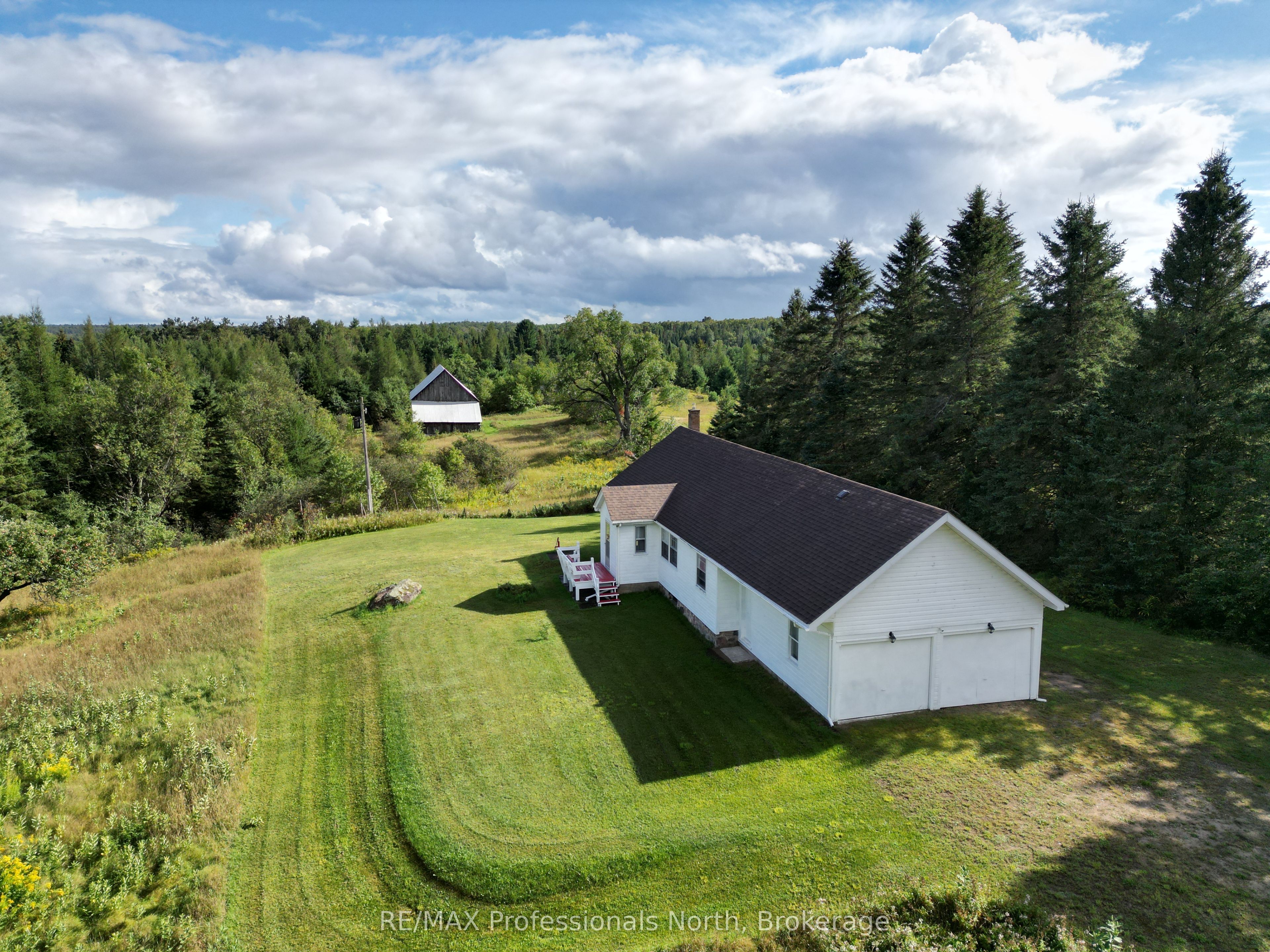 1418 Sedgwick Road, Minden Hills, ON K0M 2K0