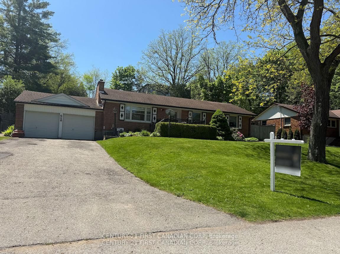 648 Westwood Drive, London South, ON N6K 1A7 photo 2