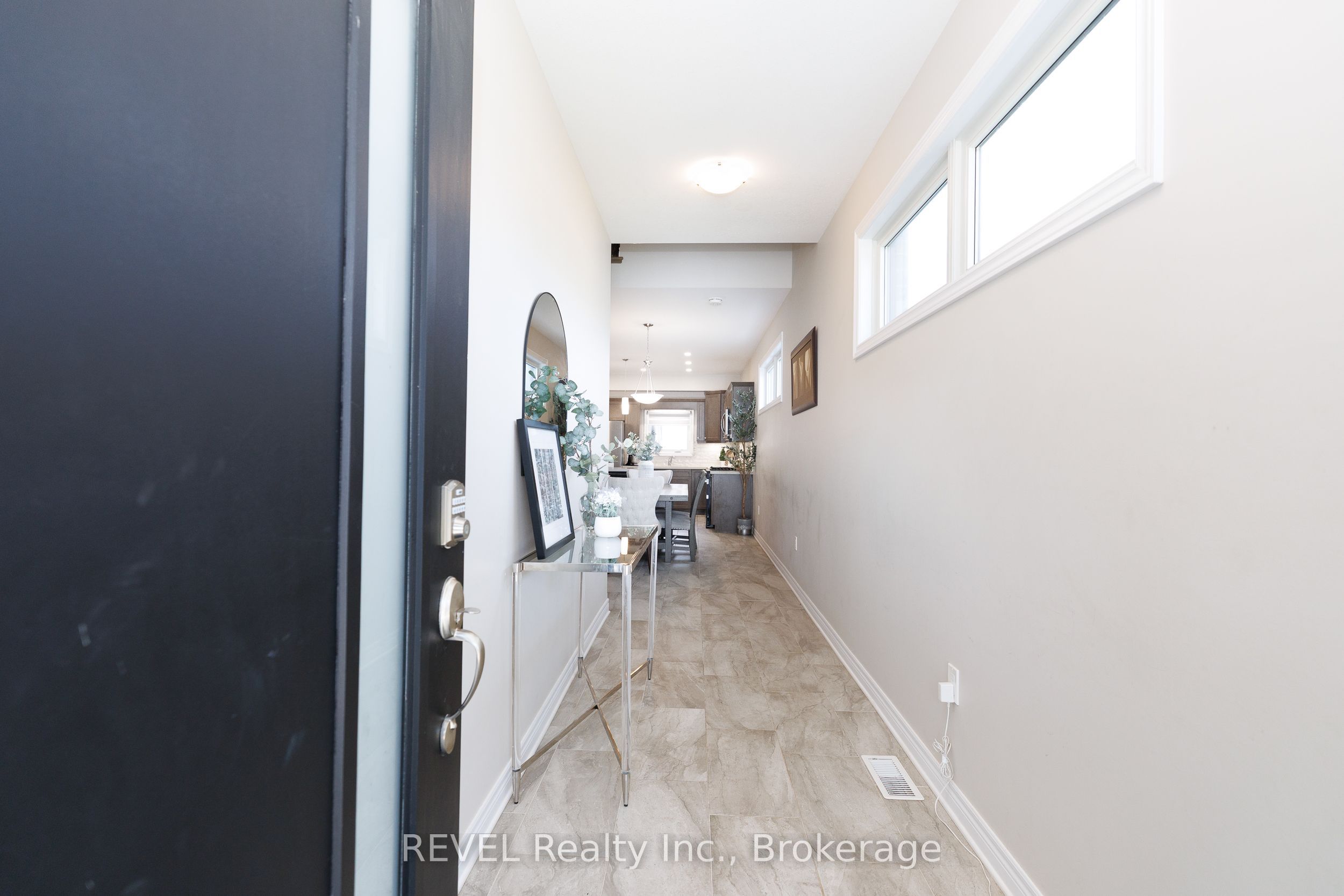 8961 Emily Boulevard, Niagara Falls, ON L2H 3T1 photo 4