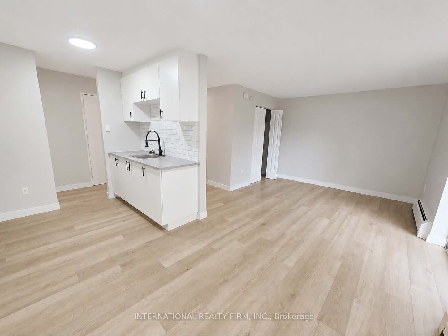 77 East Street E, St. Thomas, ON N5P 2R4