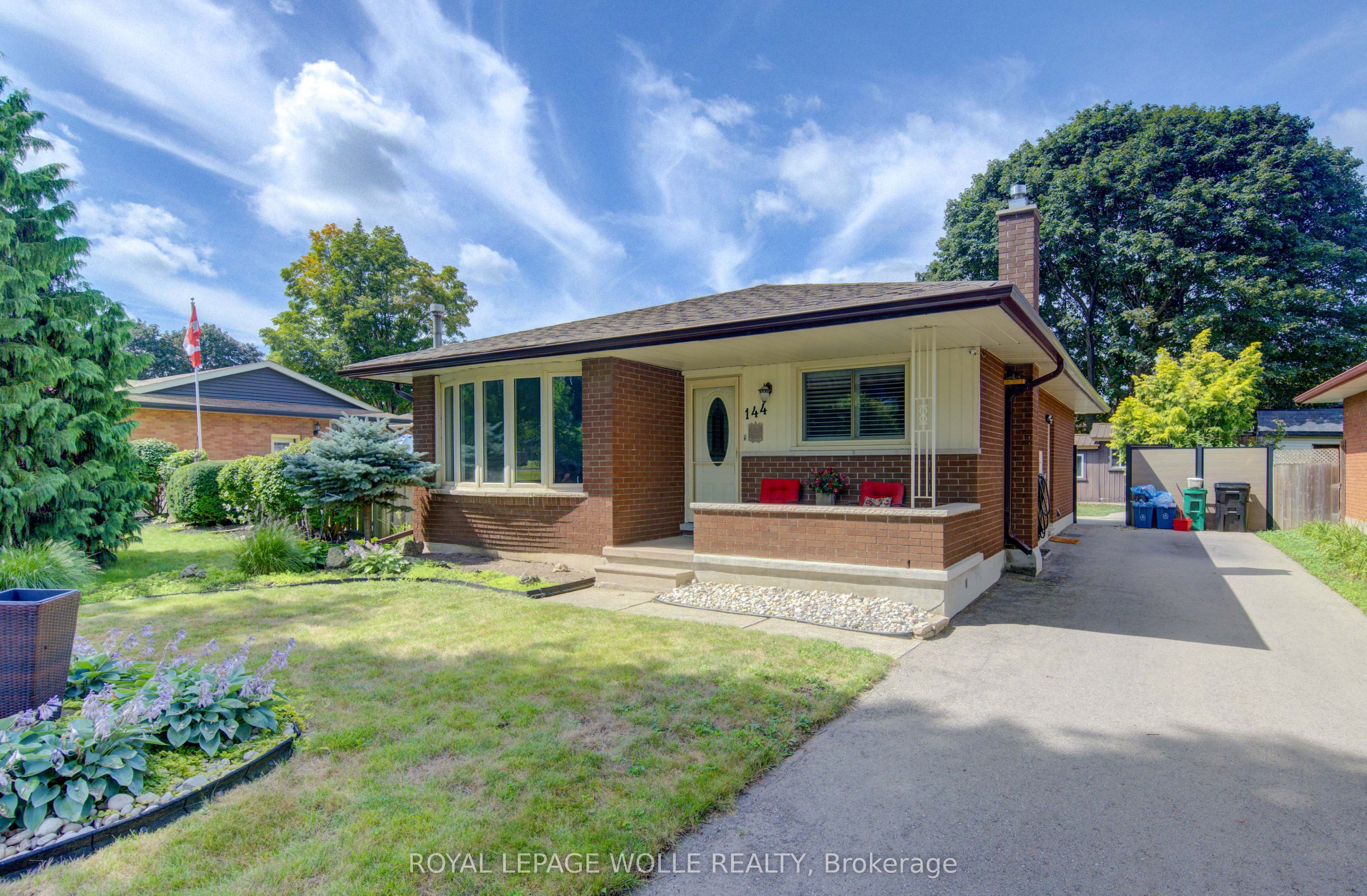 144 Holborn Drive, Kitchener, ON M2A 2E5 photo 2