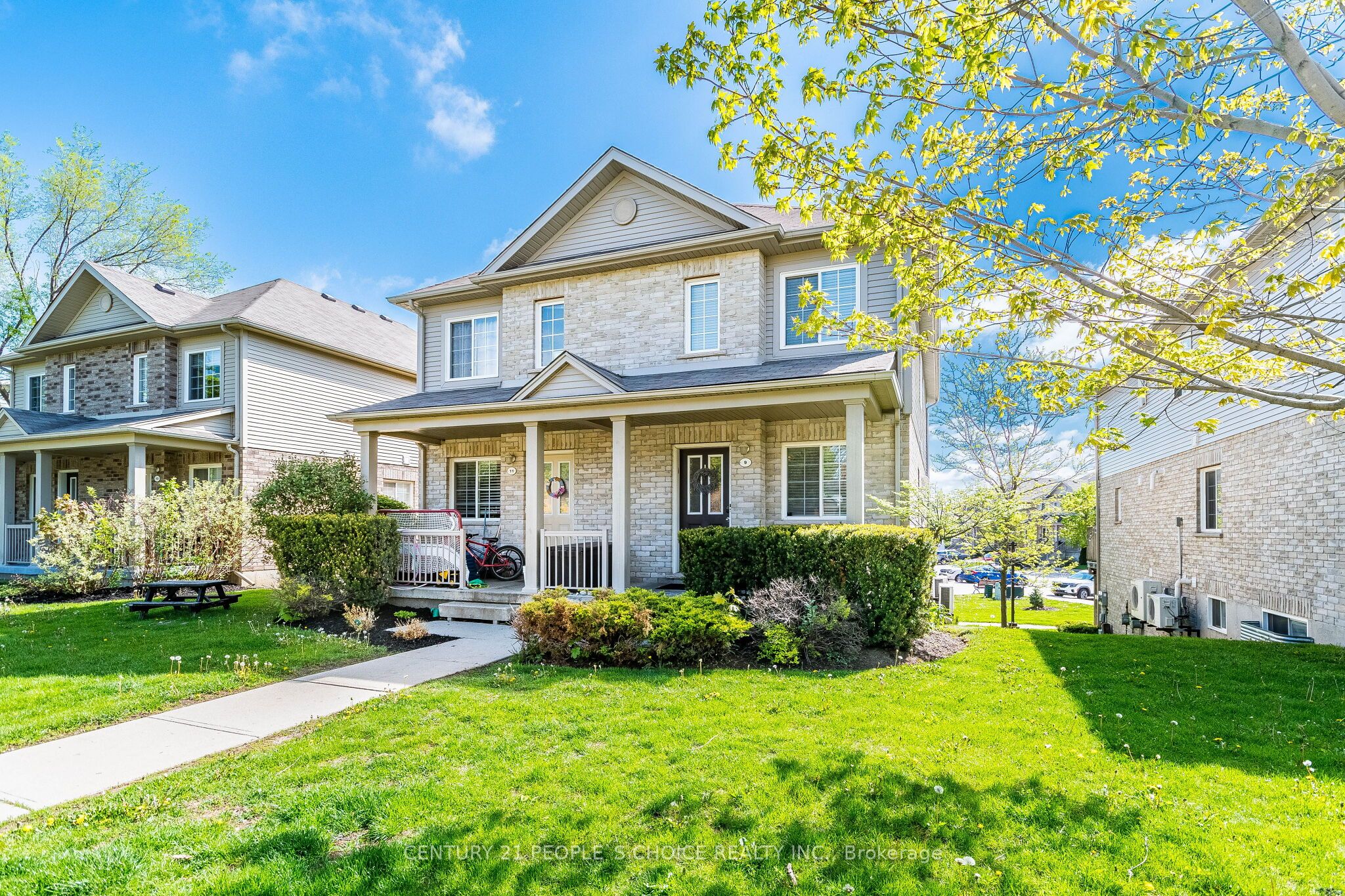 35 Mountford Drive 9, Guelph, ON N1E 0G6 photo 3