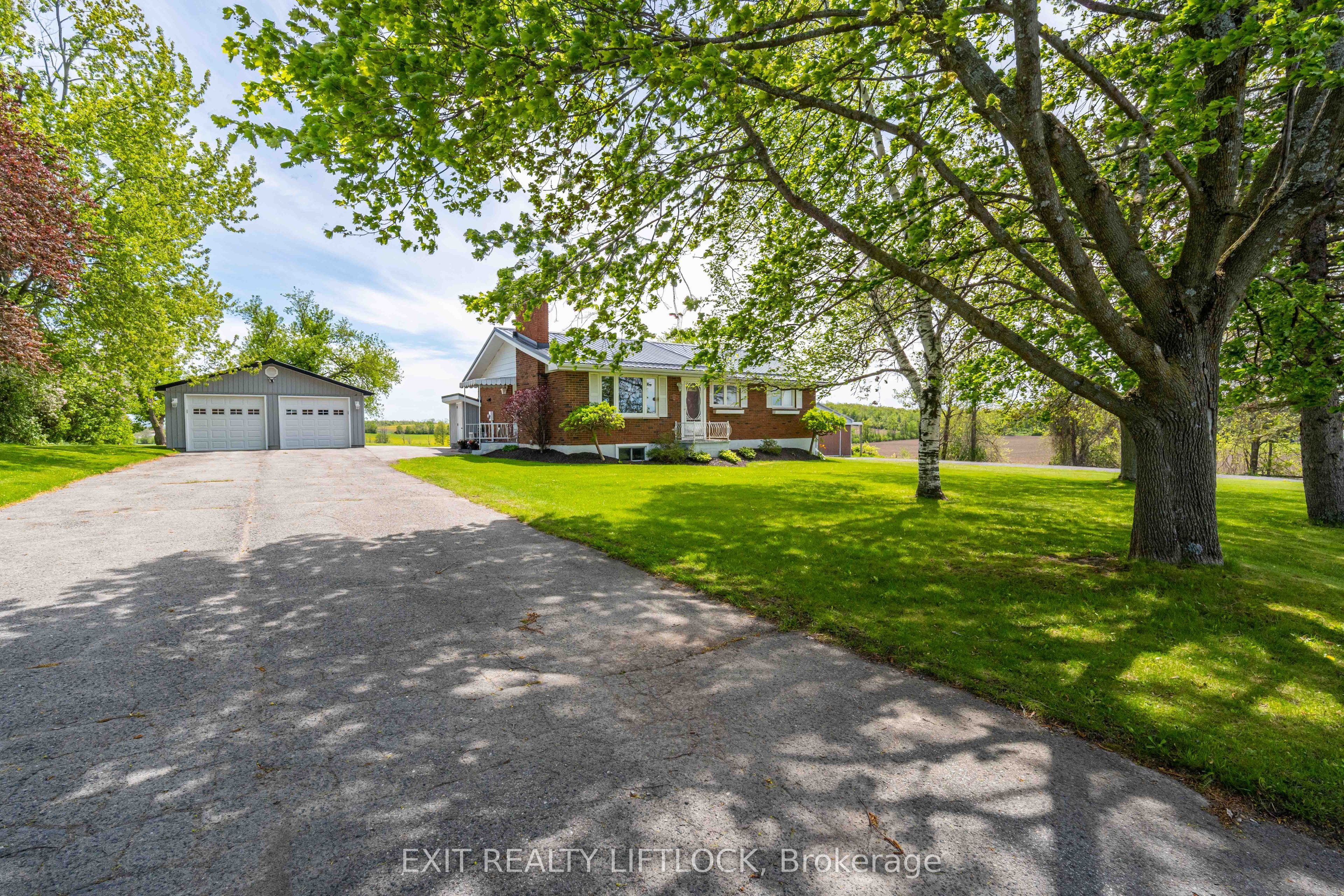 2289 Base Line Road, Otonabee-South Monaghan, ON K9J 6X9 photo 2