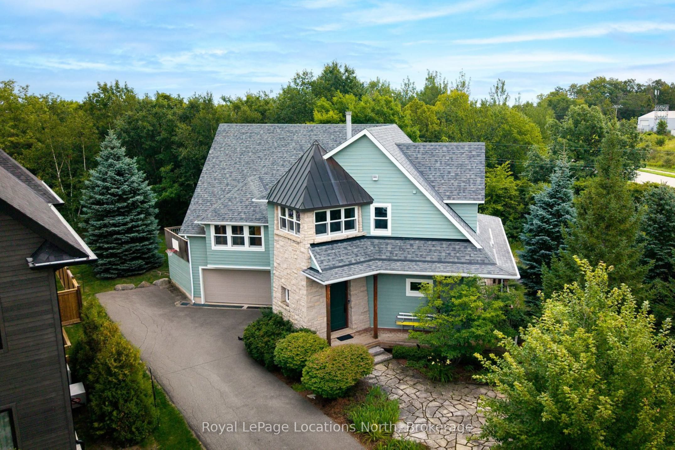 147 Alta Road, Blue Mountains, ON L9Y 0T2 photo 2