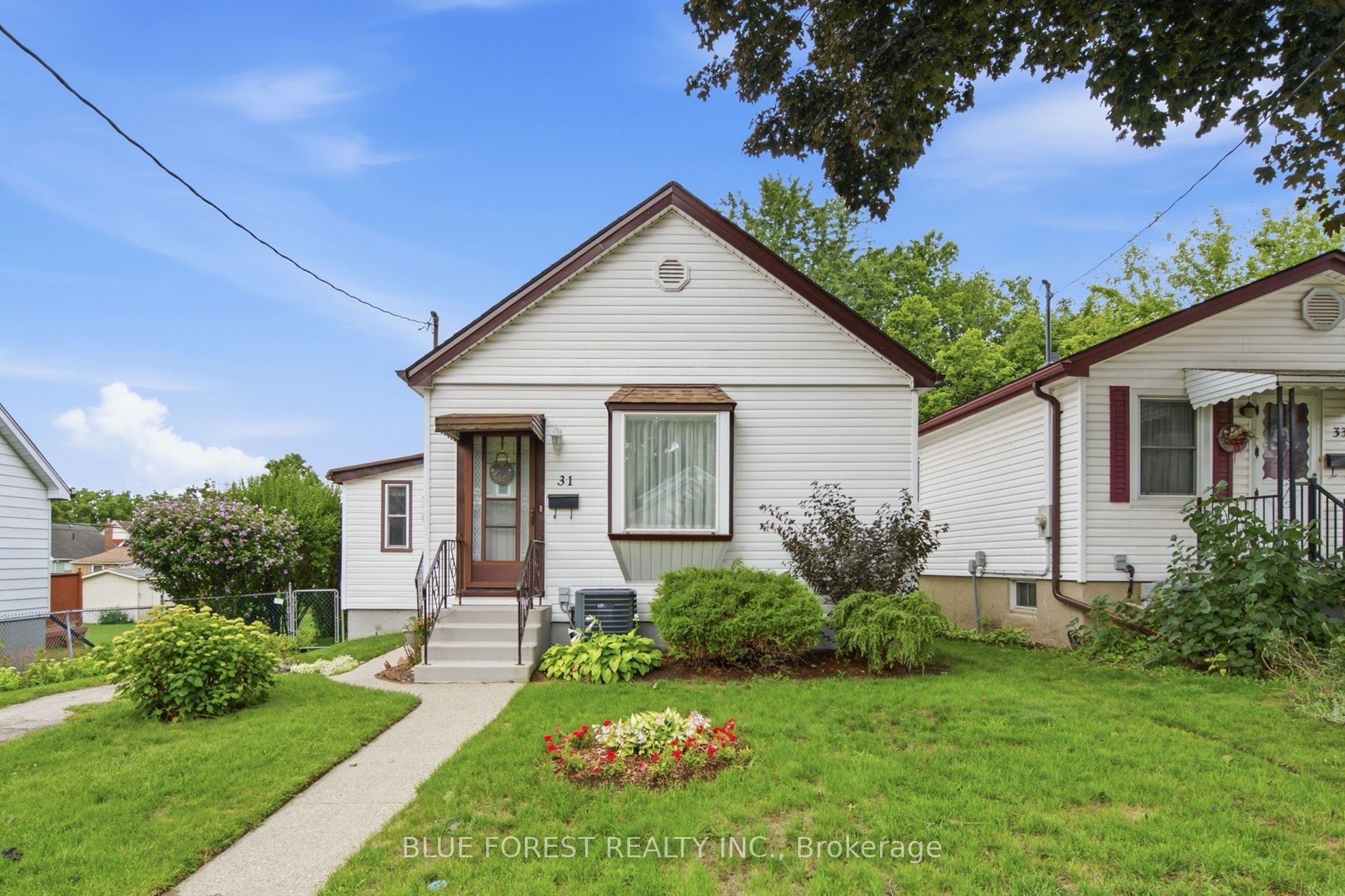 31 Barker Street, London East, ON N5Y 1X5