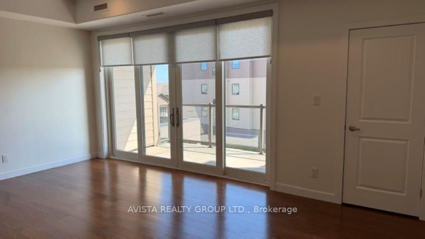 300 Vista Lane 204, Thunder Bay, ON P7B 0C3 photo 2