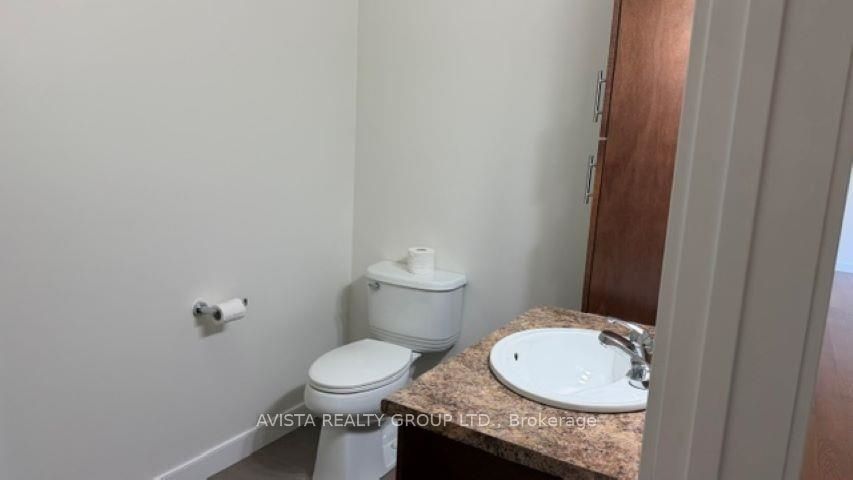 300 Vista Lane 204, Thunder Bay, ON P7B 0C3 photo 5