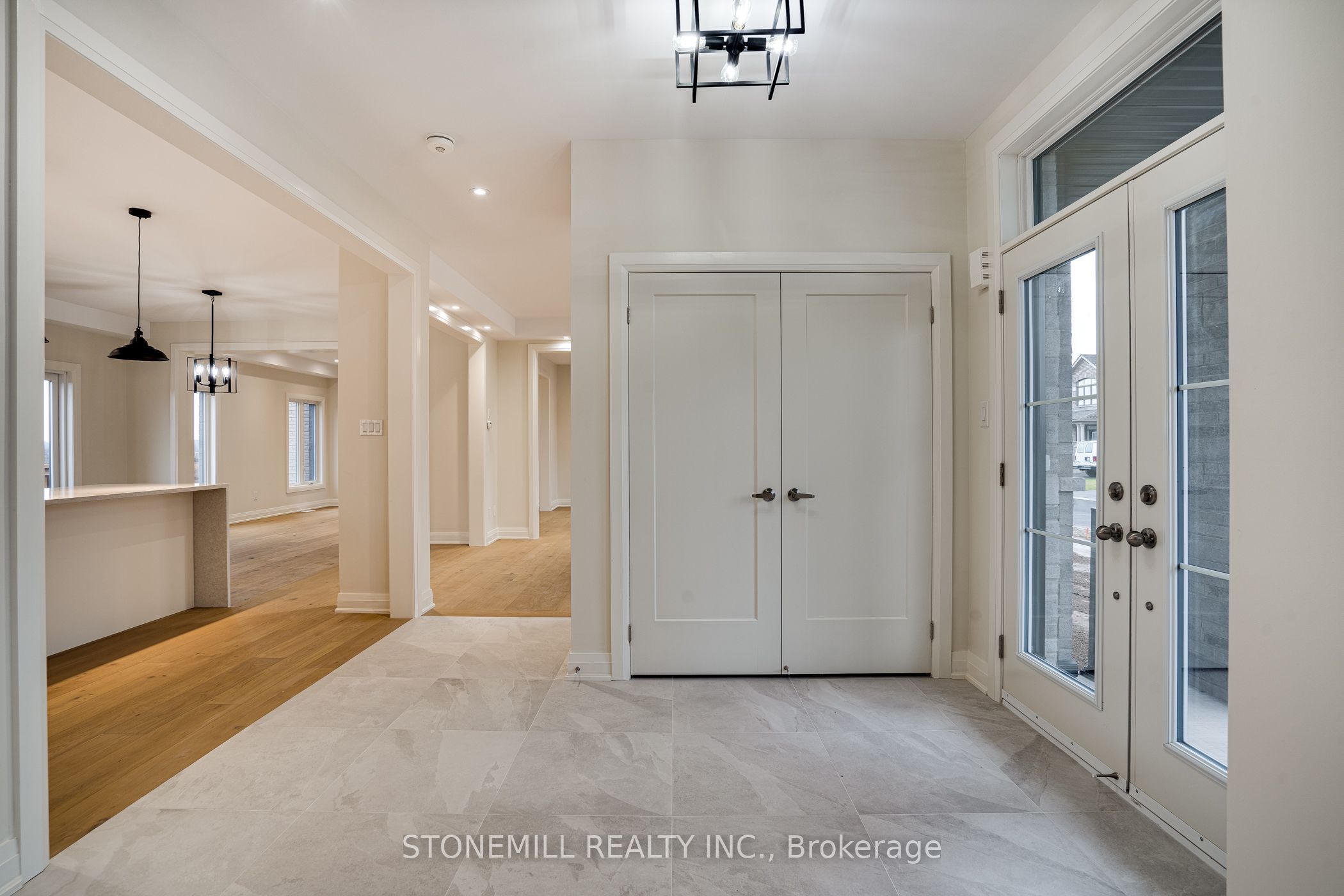 239 Midland Place, Welland, ON L3B 0H4 photo 3