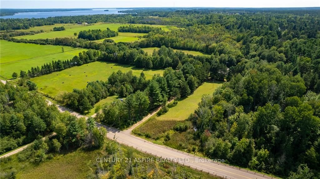 86 SACK Road, Petawawa, ON K8H 2W8 photo 4