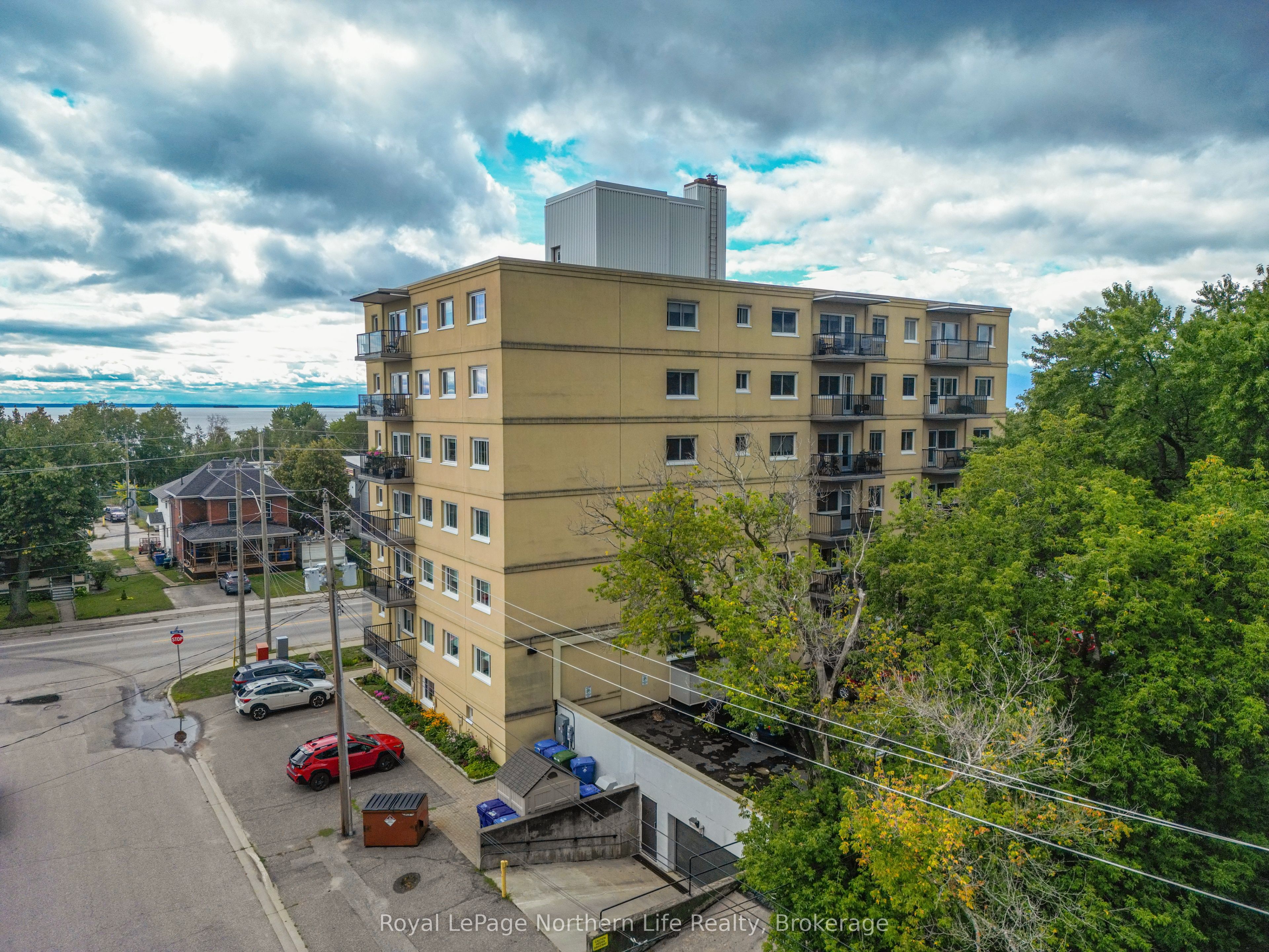810 Main Street W 202, North Bay, ON P1B 2V9