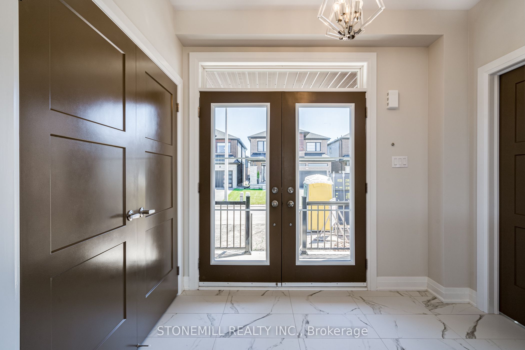 229 Midland Place, Welland, ON L3B 0H4 photo 2