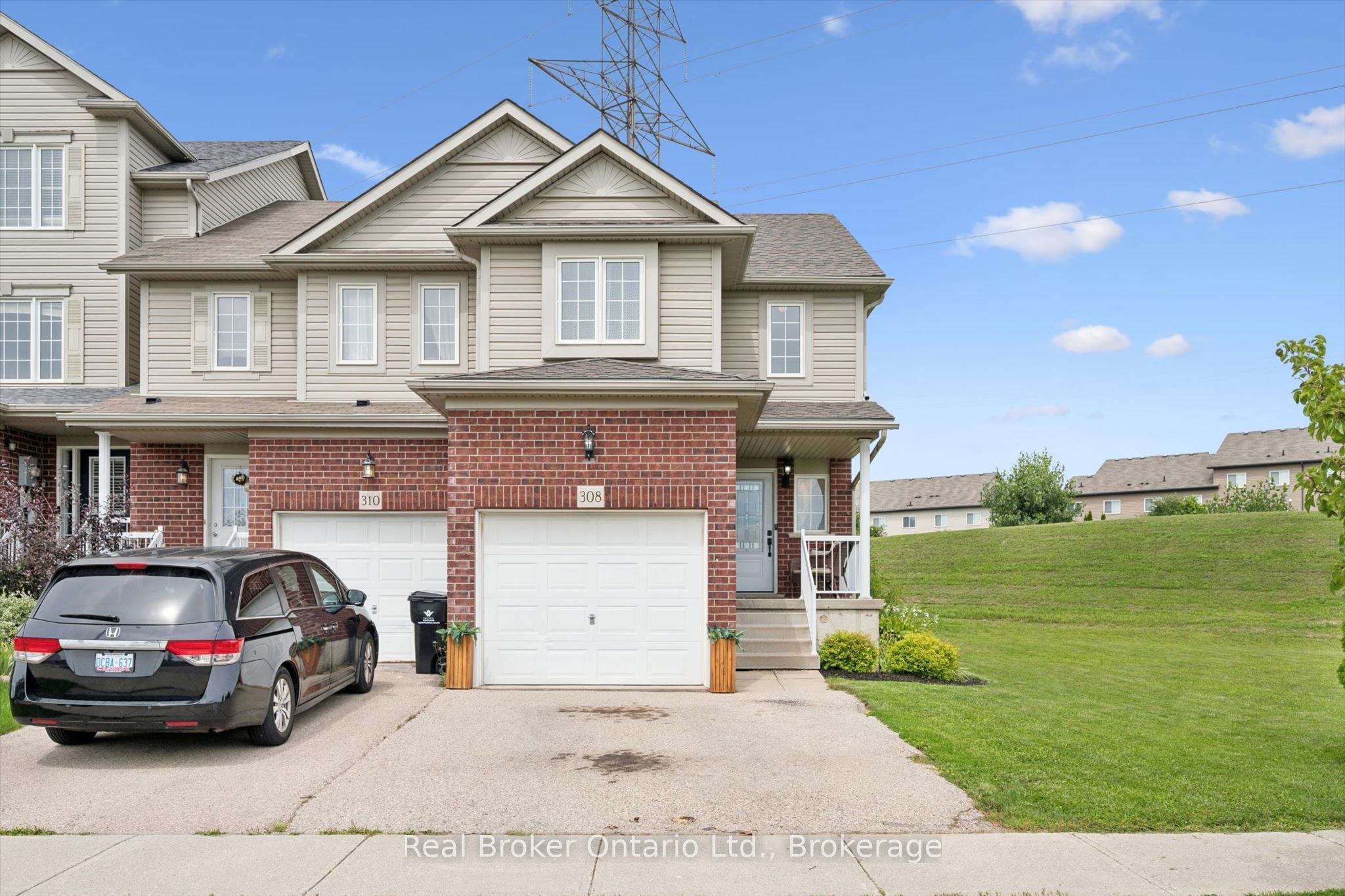 308 Parkvale Drive, Kitchener, ON N2R 1Y7 photo 3