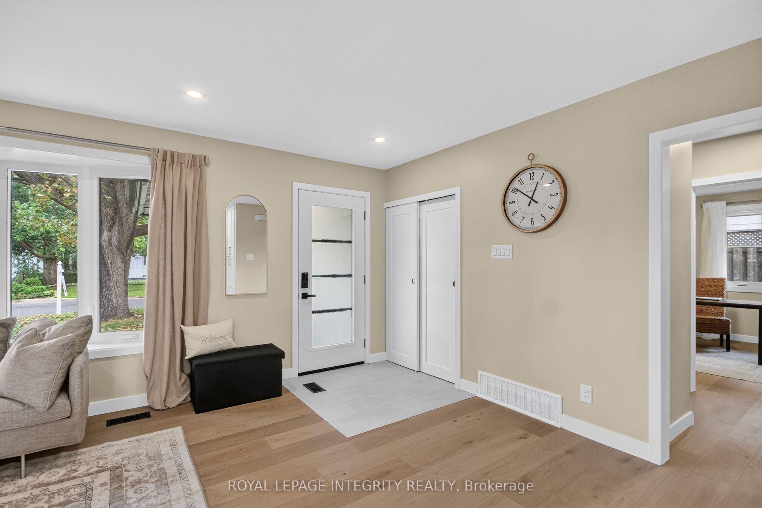 2698 ULSTER Crescent, Billings Bridge - Riverside Park and Area, ON K1V 8J6 photo 3