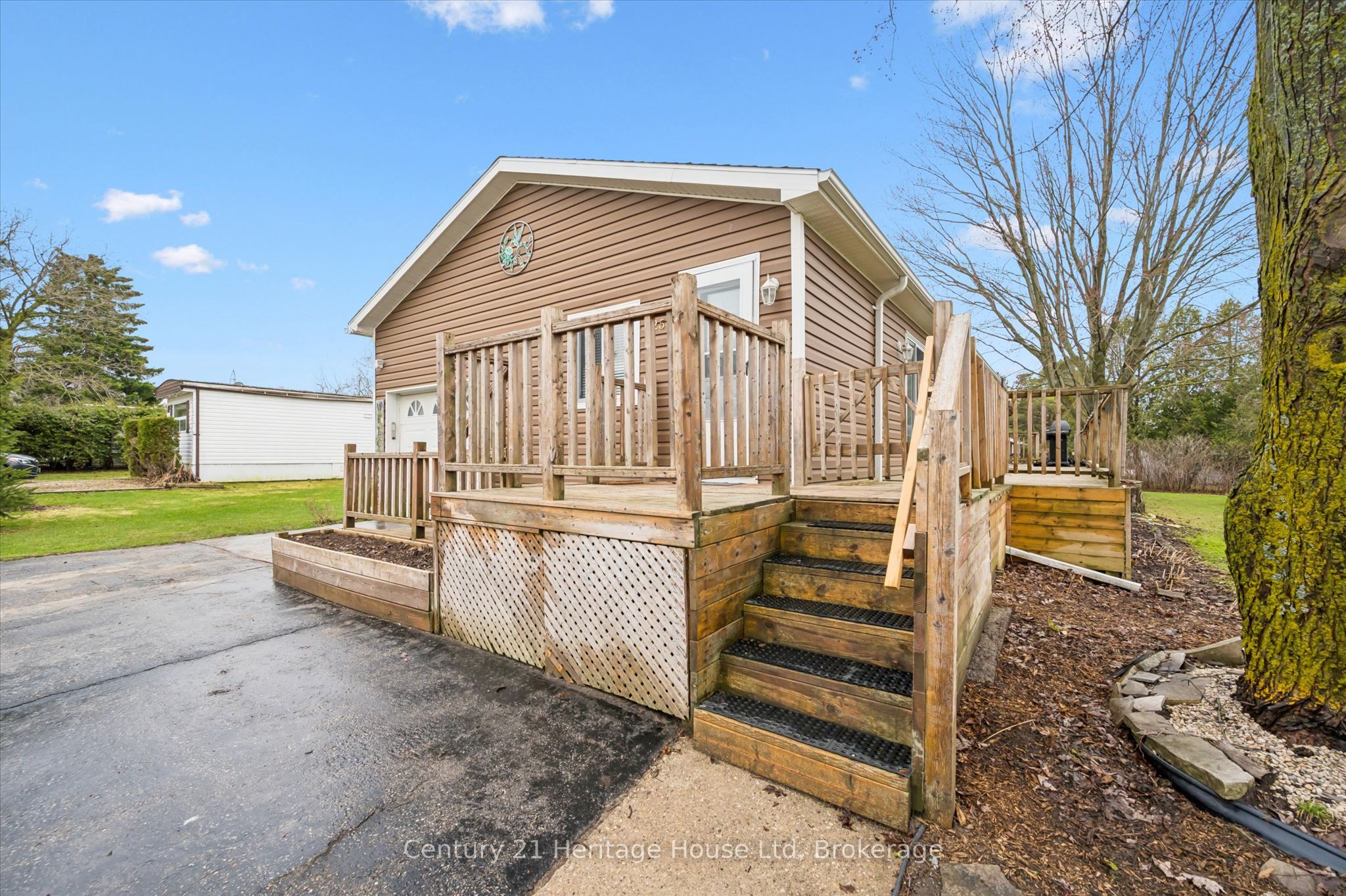 25 Fourth Avenue, Wellington North, ON N0G 2K0 photo 4