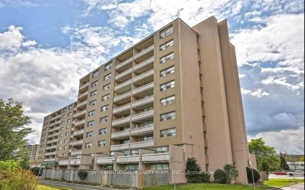 15 Albright Road 301, Hamilton, ON L8K 5J2 photo 2