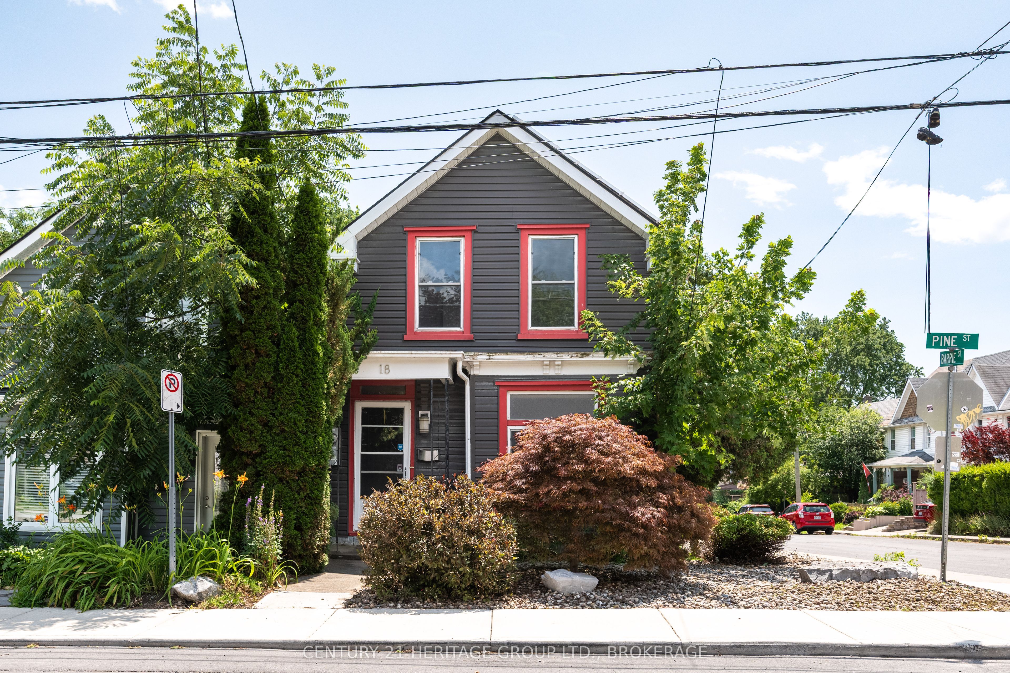 18 Pine Street, Kingston, ON K7K 1W1
