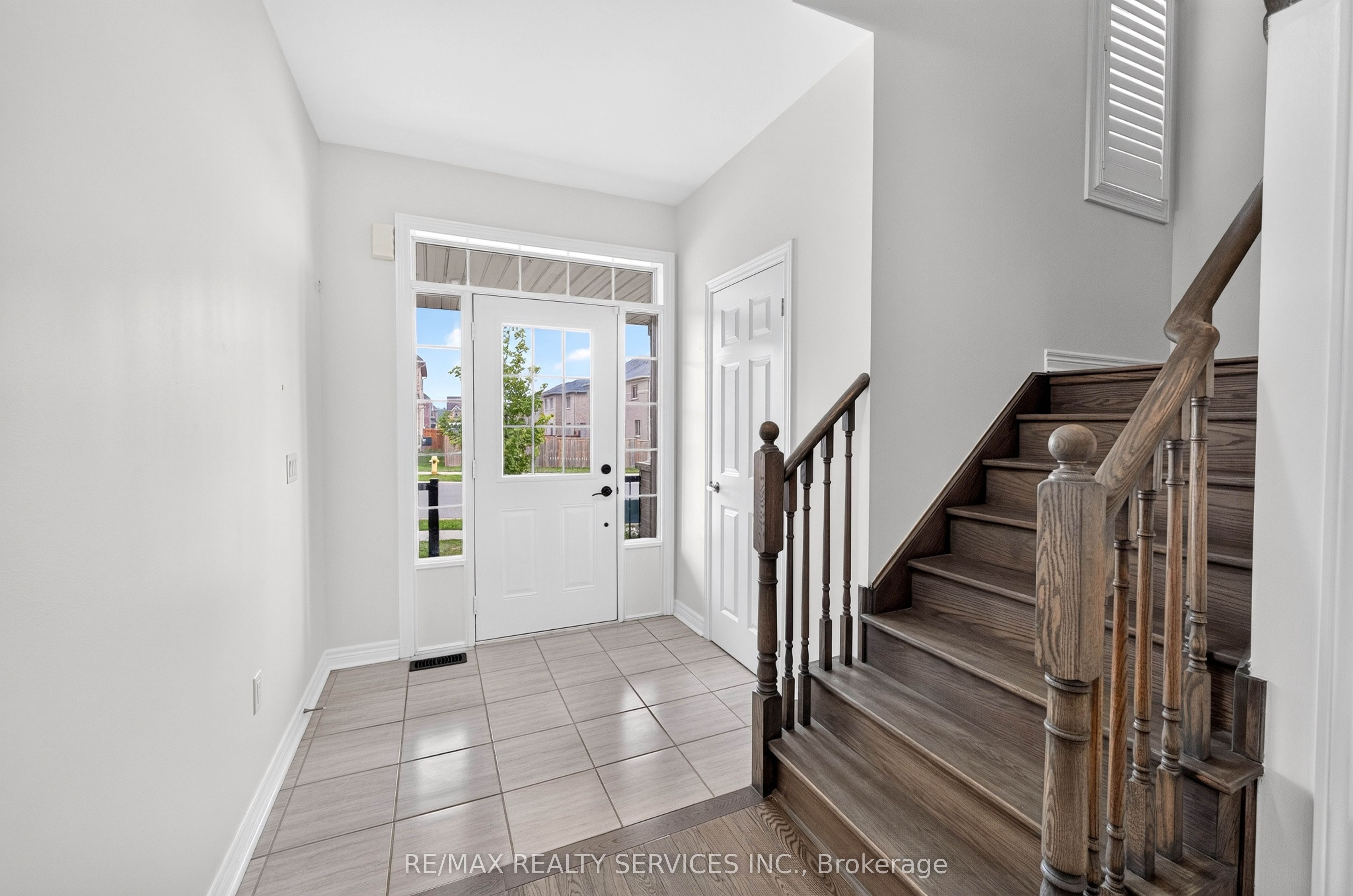 1149 Upper Thames Drive, Woodstock, ON N4T 0L4 photo 5
