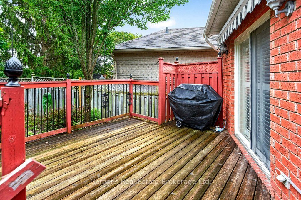 7 Hazel Court, Belleville, ON K8P 5M4 photo 5