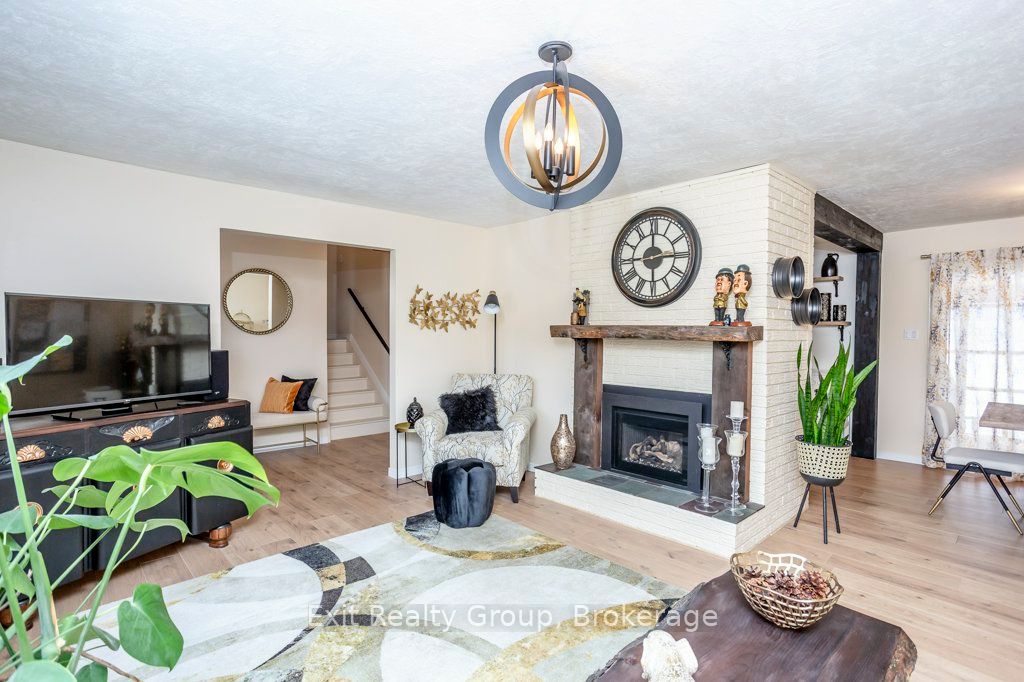 640 Victoria Street N, Tweed, ON K0K 3J0 photo 3