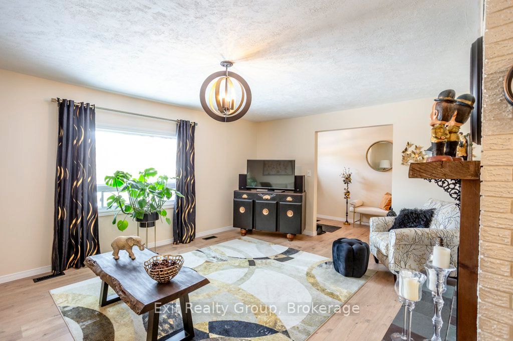 640 Victoria Street N, Tweed, ON K0K 3J0 photo 4