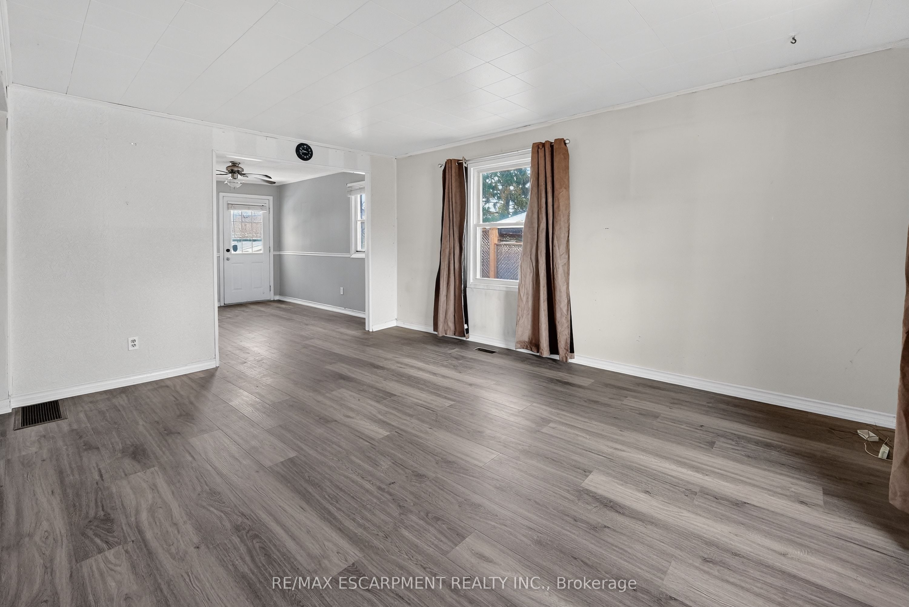 85 Grass Avenue, St. Catharines, ON L2R 1T2 photo 4