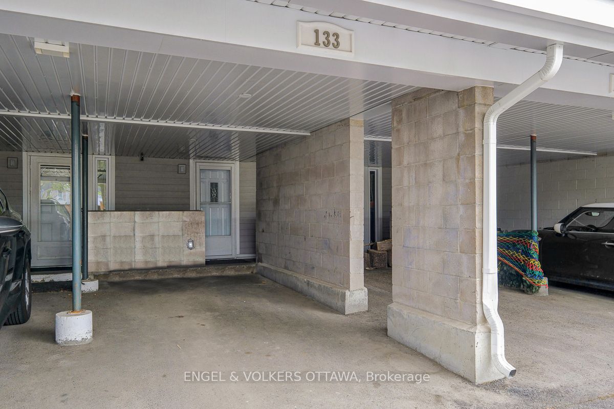 3445 Uplands Drive 133, Hunt Club - Windsor Park Village and Area, ON K1V 9N5 photo 2