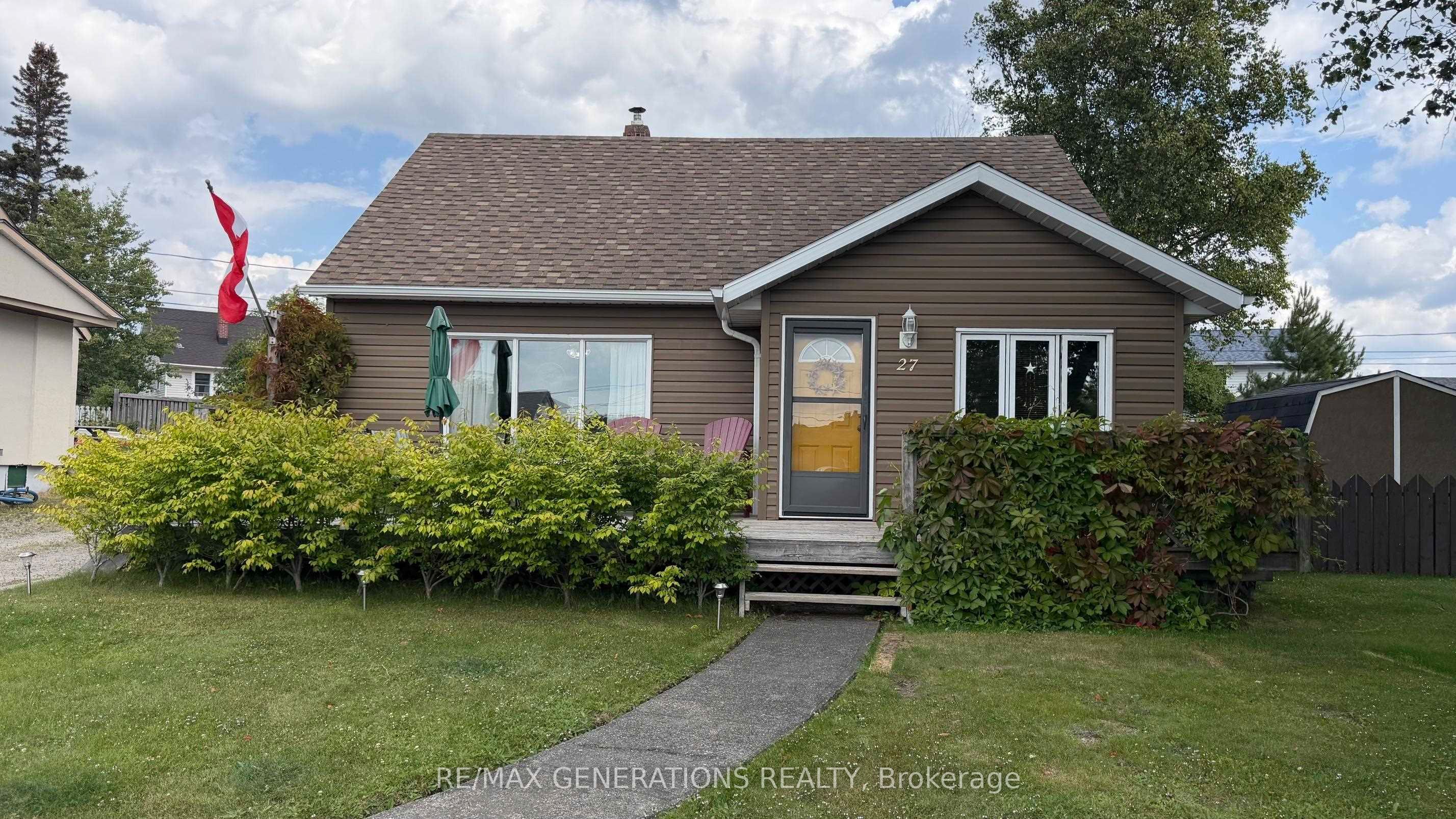 27 SUPERIOR Avenue, Terrace Bay, ON P0T 2W0