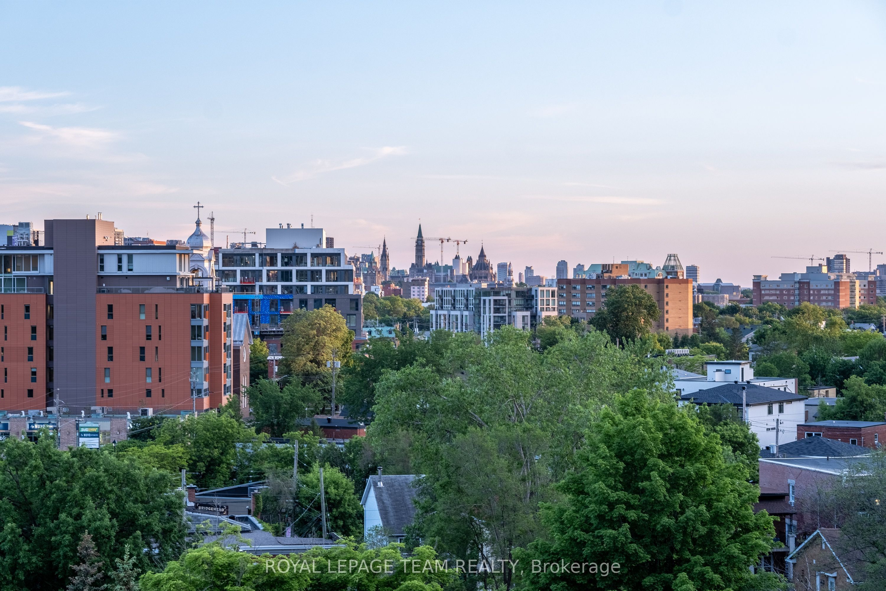 7 Marquette Avenue 506, Vanier and Kingsview Park, ON K1L 8A7