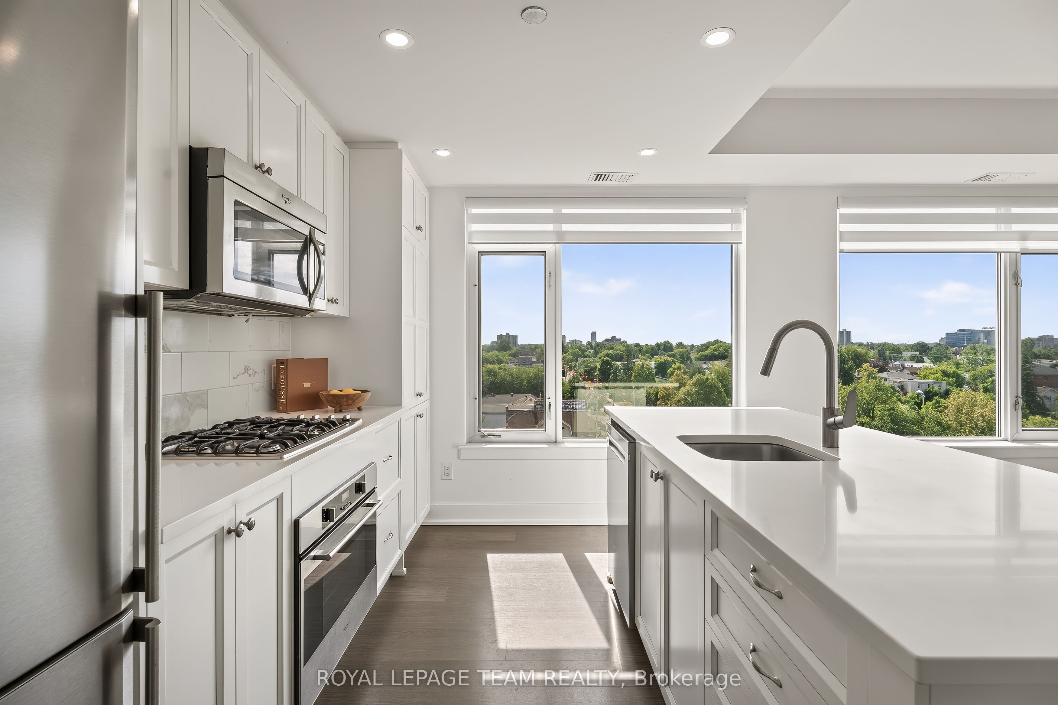 7 Marquette Avenue 506, Vanier and Kingsview Park, ON K1L 8A7 photo 4