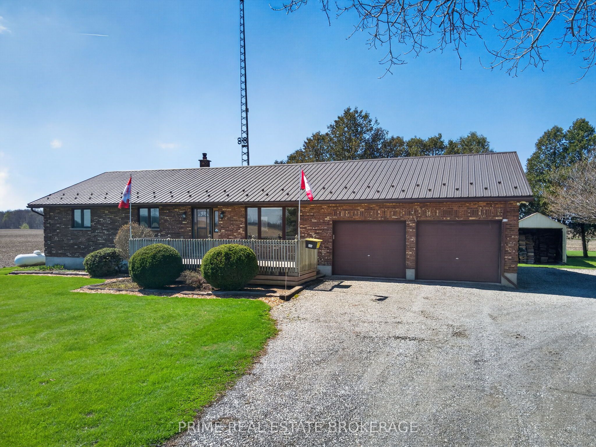 22403 Springfield Road, Southwest Middlesex, ON N0L 1T0 photo 3