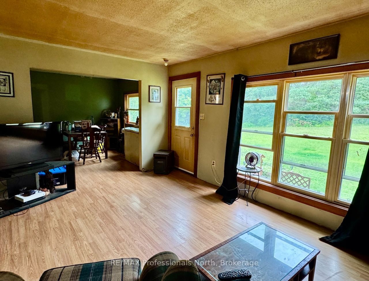2584 Contau Lake Road, Highlands East, ON K0M 1R0 photo 4