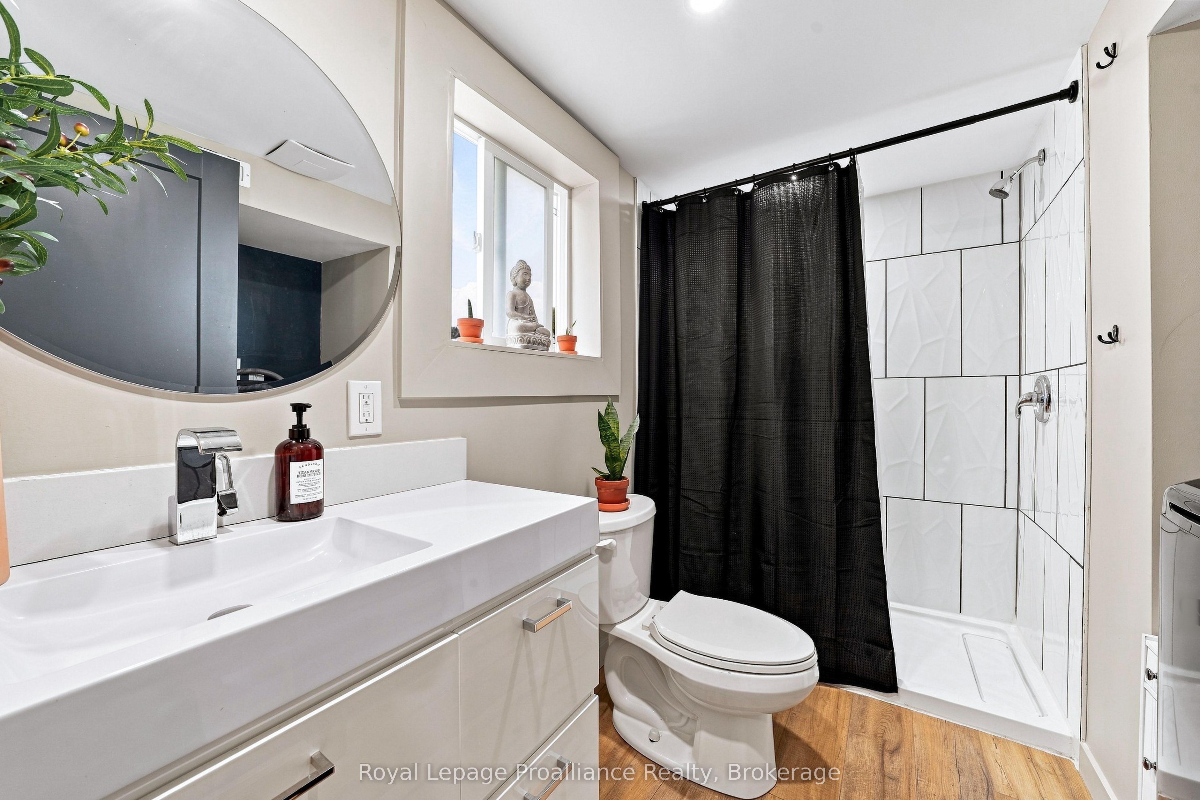 161 University Avenue, Belleville, ON K8N 4Y4 photo 4
