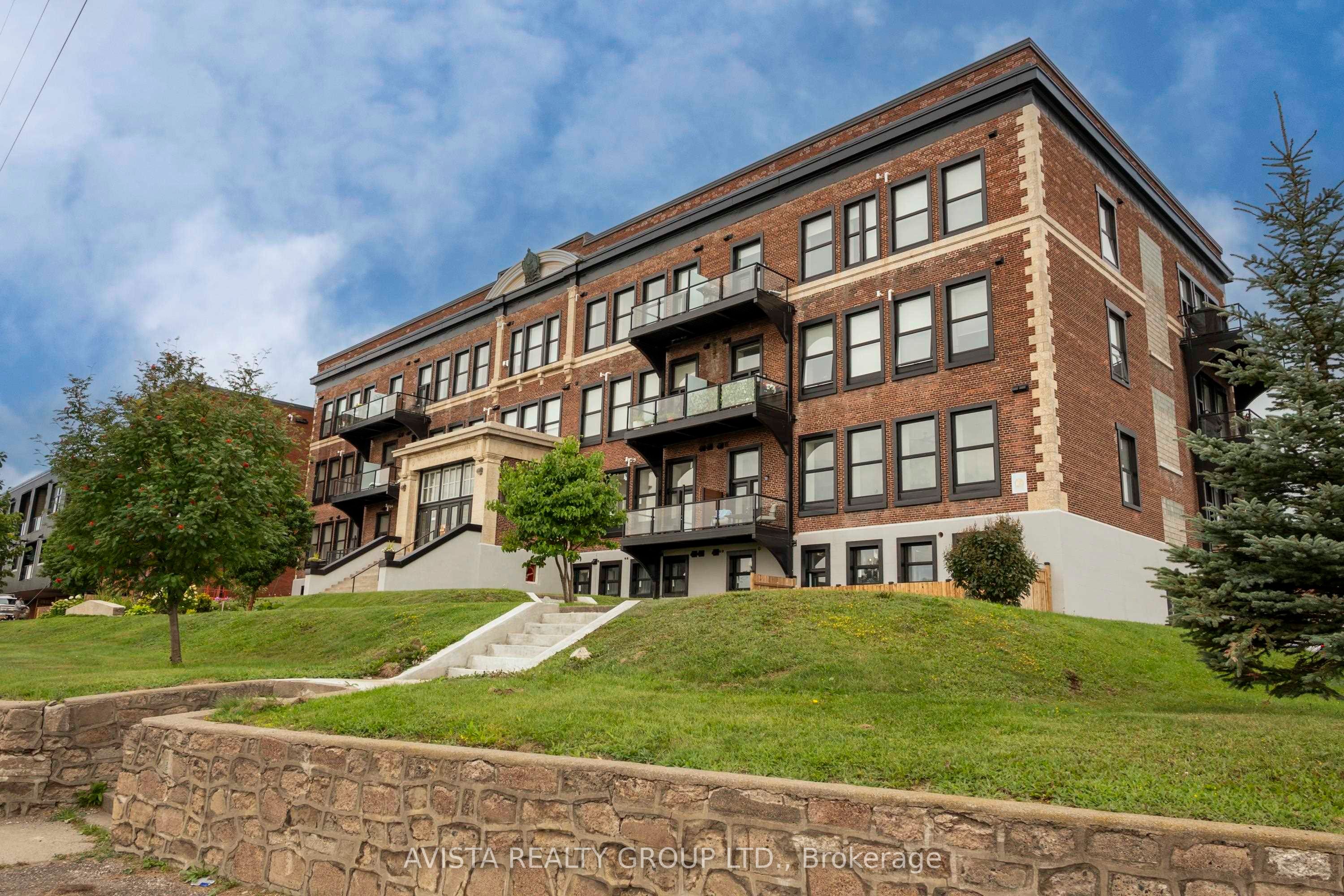 96 High St North Suite 2413, Thunder Bay, ON P7A 5R3