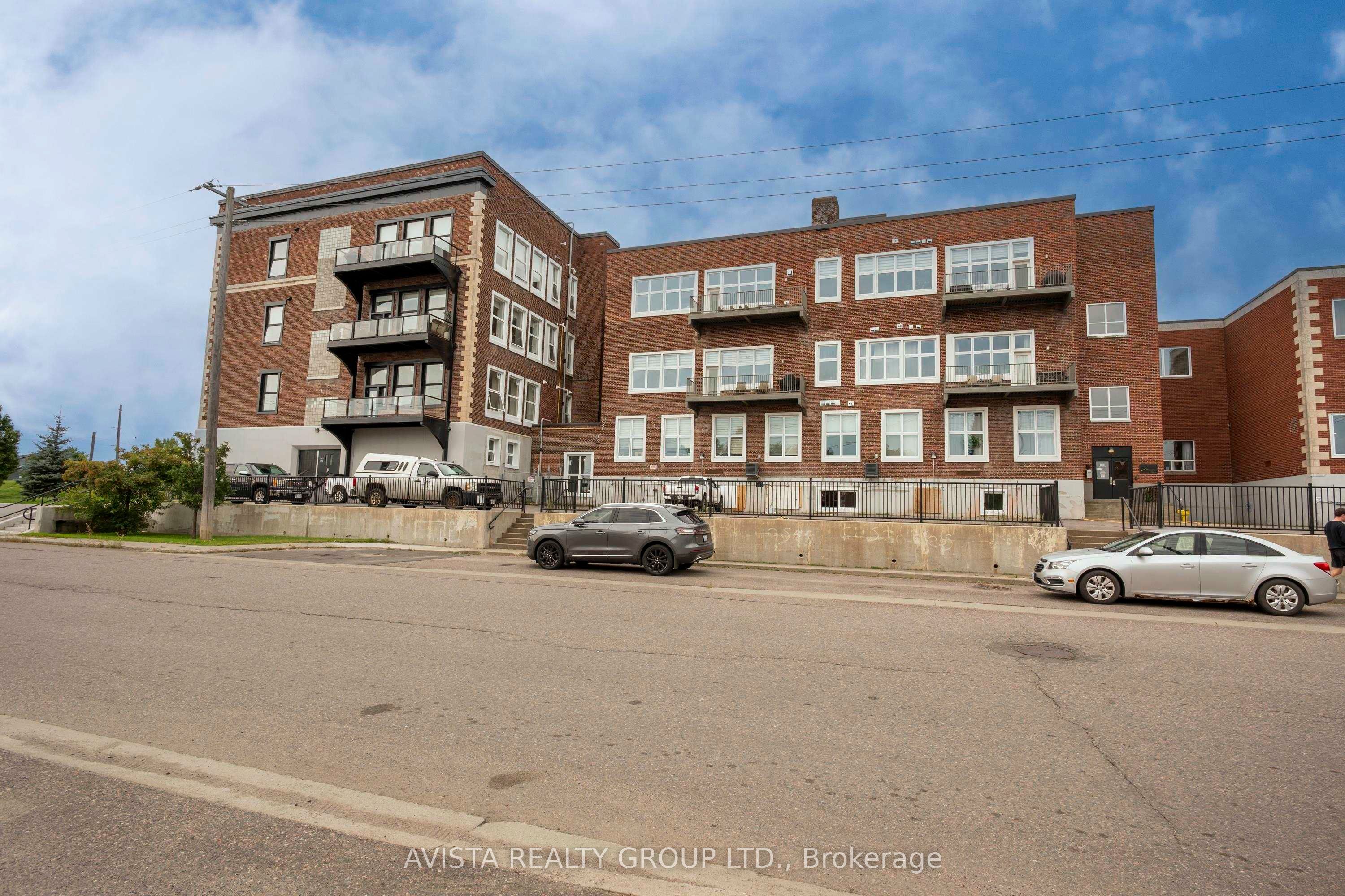 96 High St North Suite 2413, Thunder Bay, ON P7A 5R3 photo 3