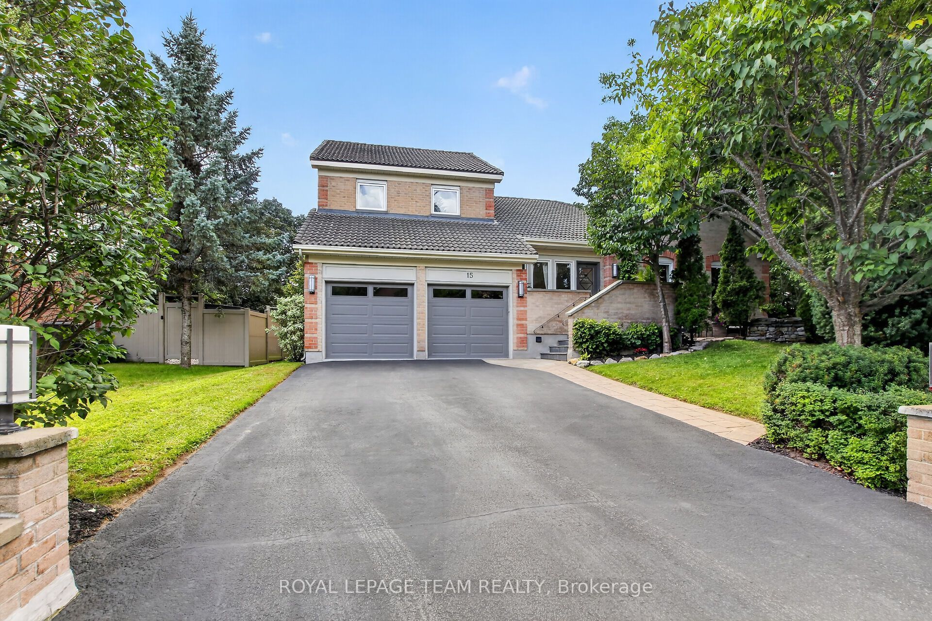 15 Kintail Court, Stittsville - Munster - Richmond, ON K2S 1G8