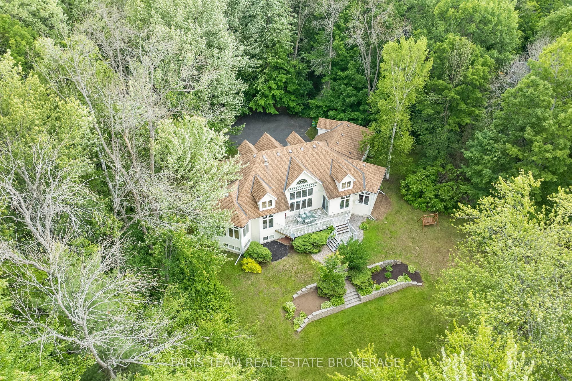 1037 Rockcastle Road, Gravenhurst, ON P0E 1N0 photo 2