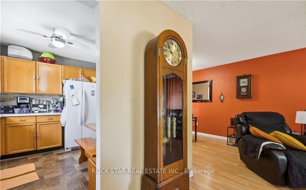 203 COMMERCIAL Street Upper, Welland, ON L3B 5Z5 photo 5