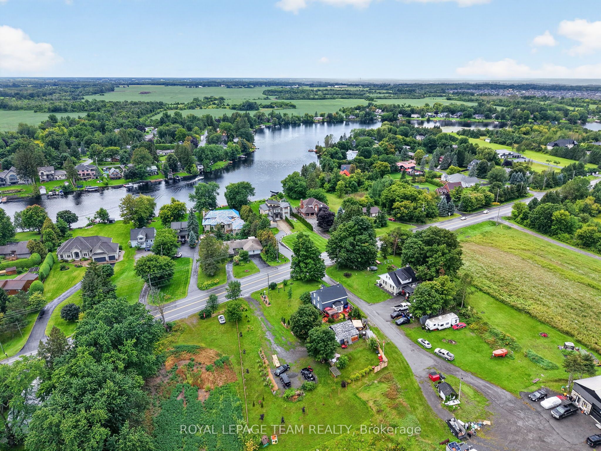1629 River Road, Manotick - Kars - Rideau Twp and Area, ON K4M 1B4 photo 2