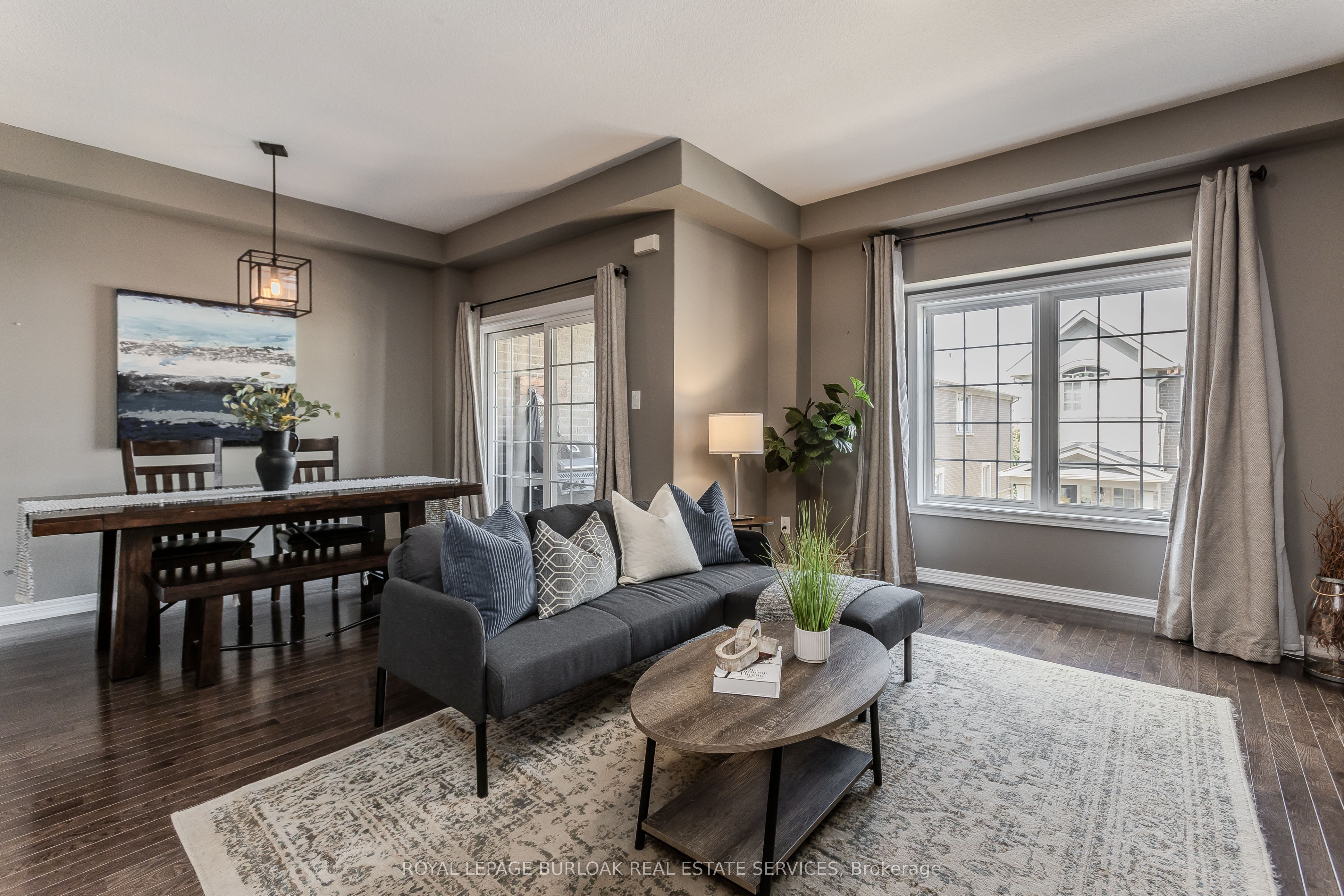 215 Dundas Street E 29, Hamilton, ON L8B 0X2 photo 3