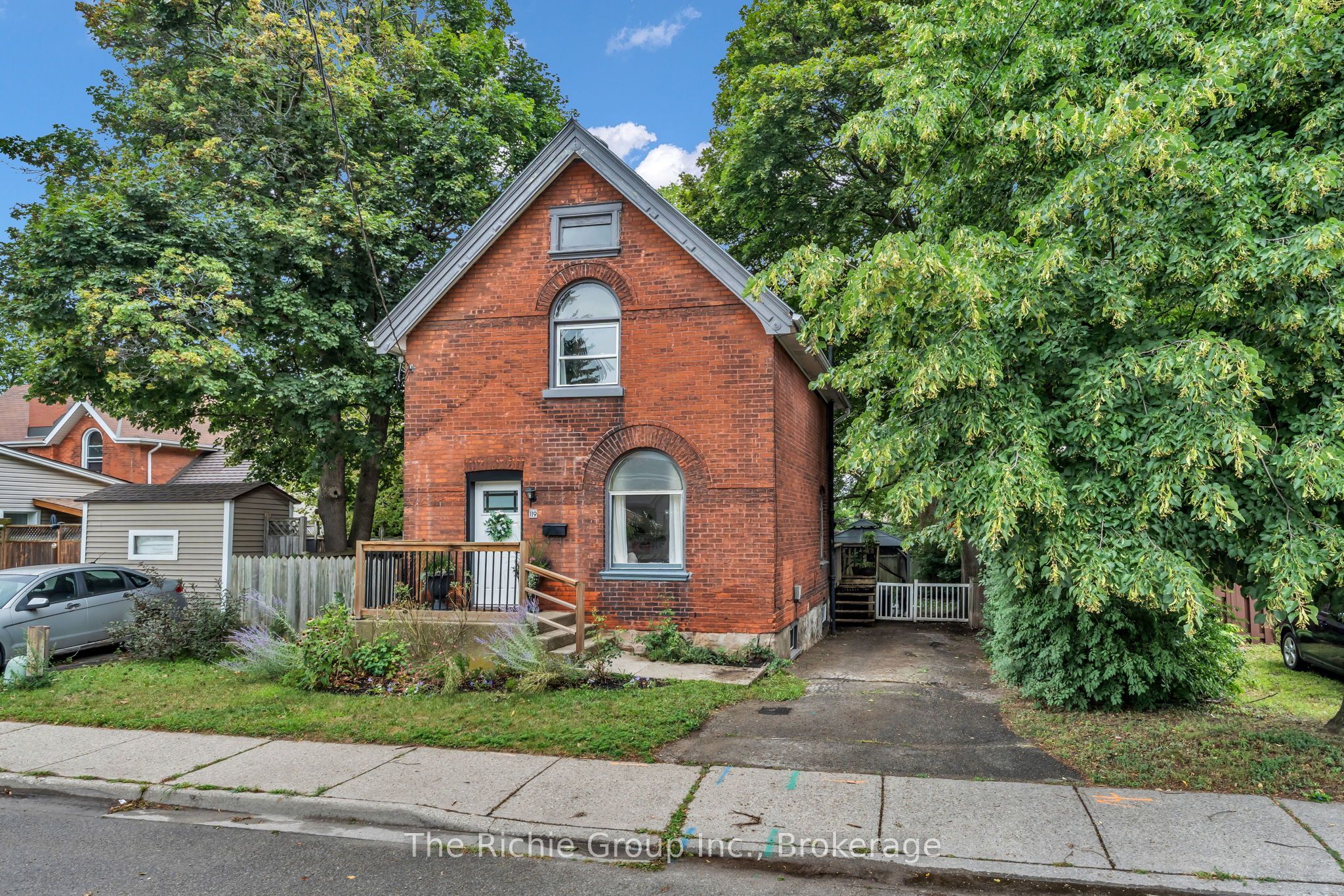 119 Brock Street, Brantford, ON N3S 5E6 photo 2